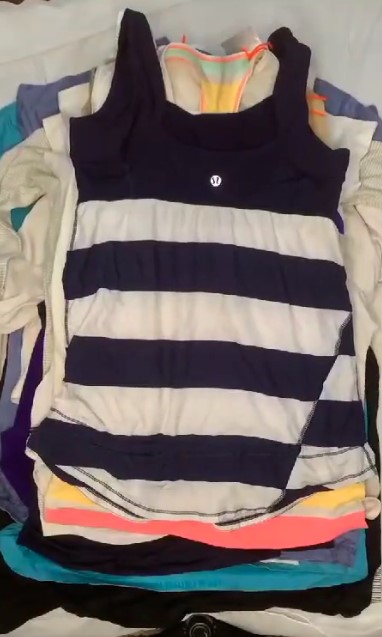 Lululemon Tops 20 peças