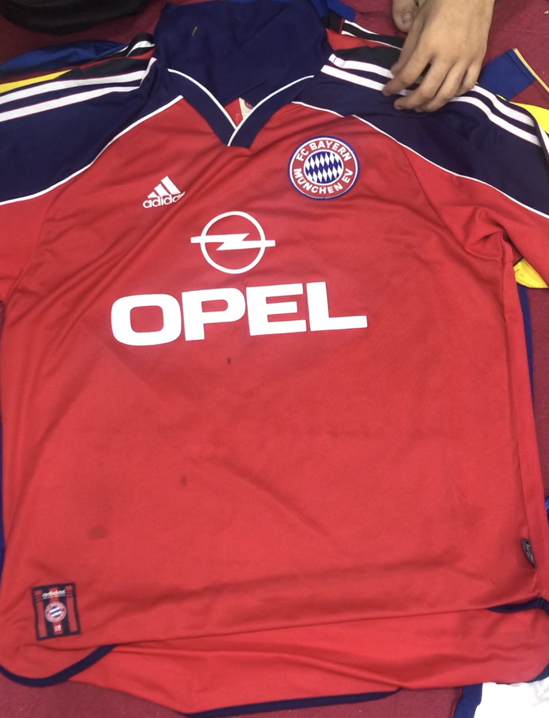 サッカーTシャツ