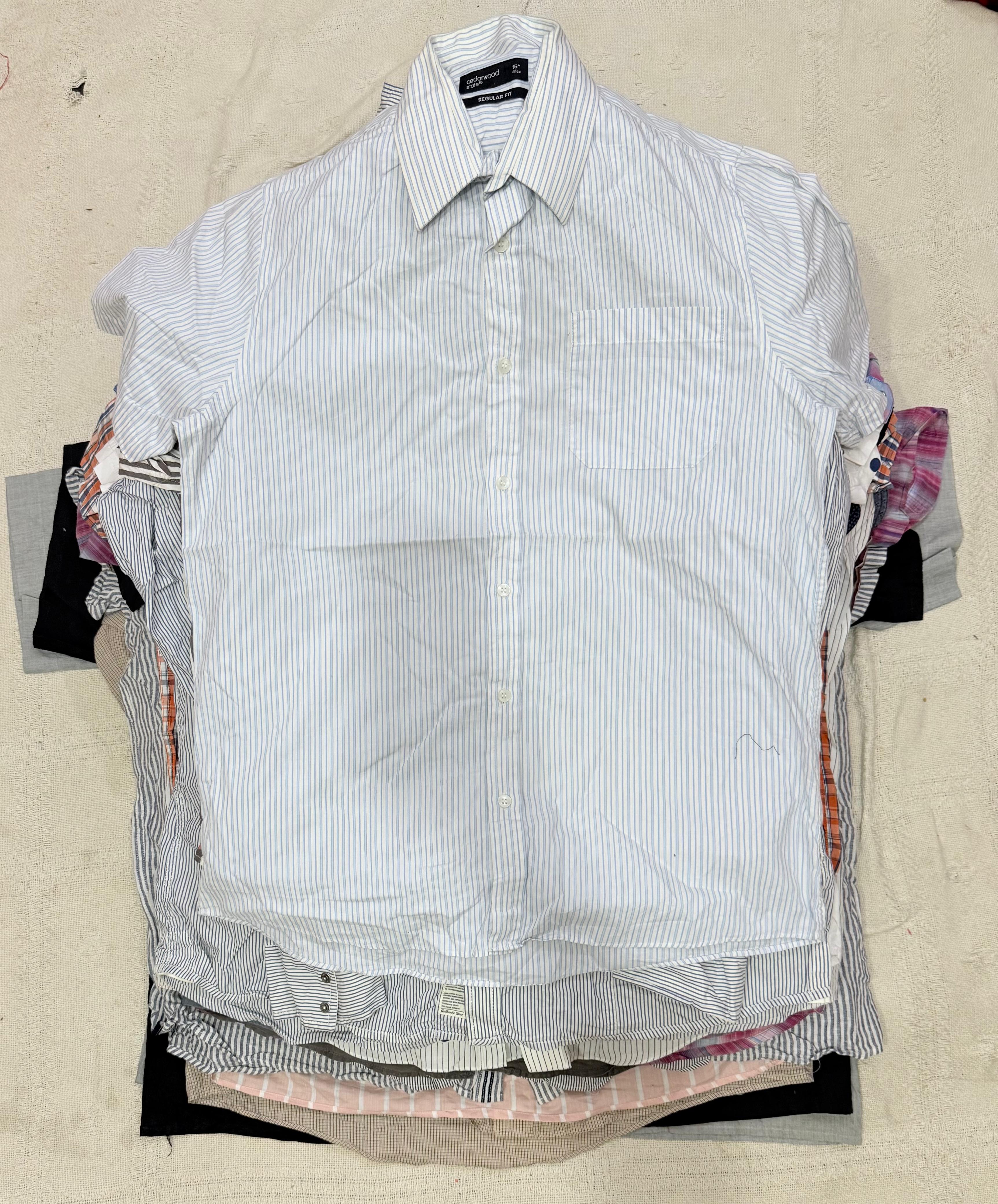 Chemises unies 50 pièces