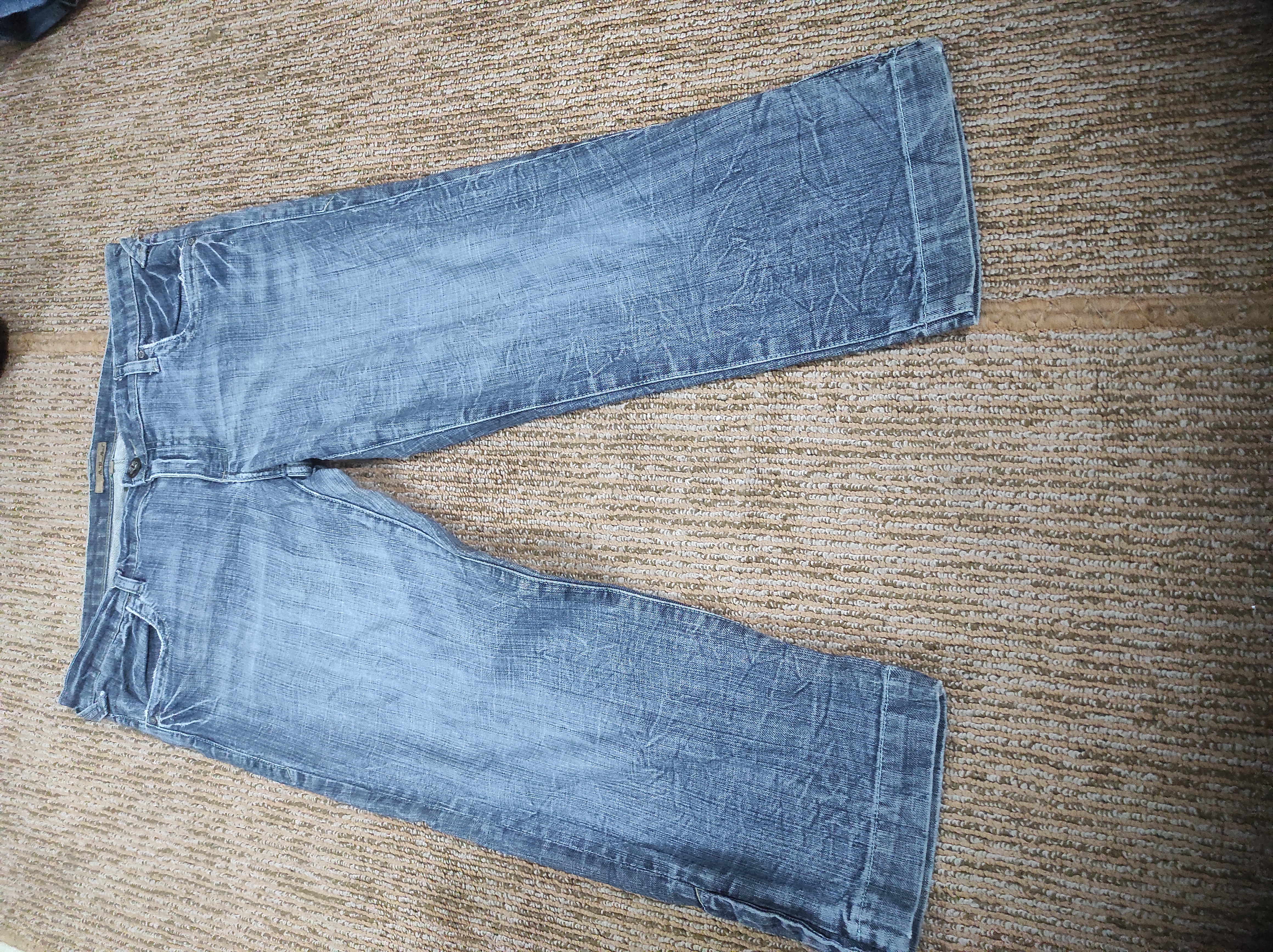 Mix branded Capri for women