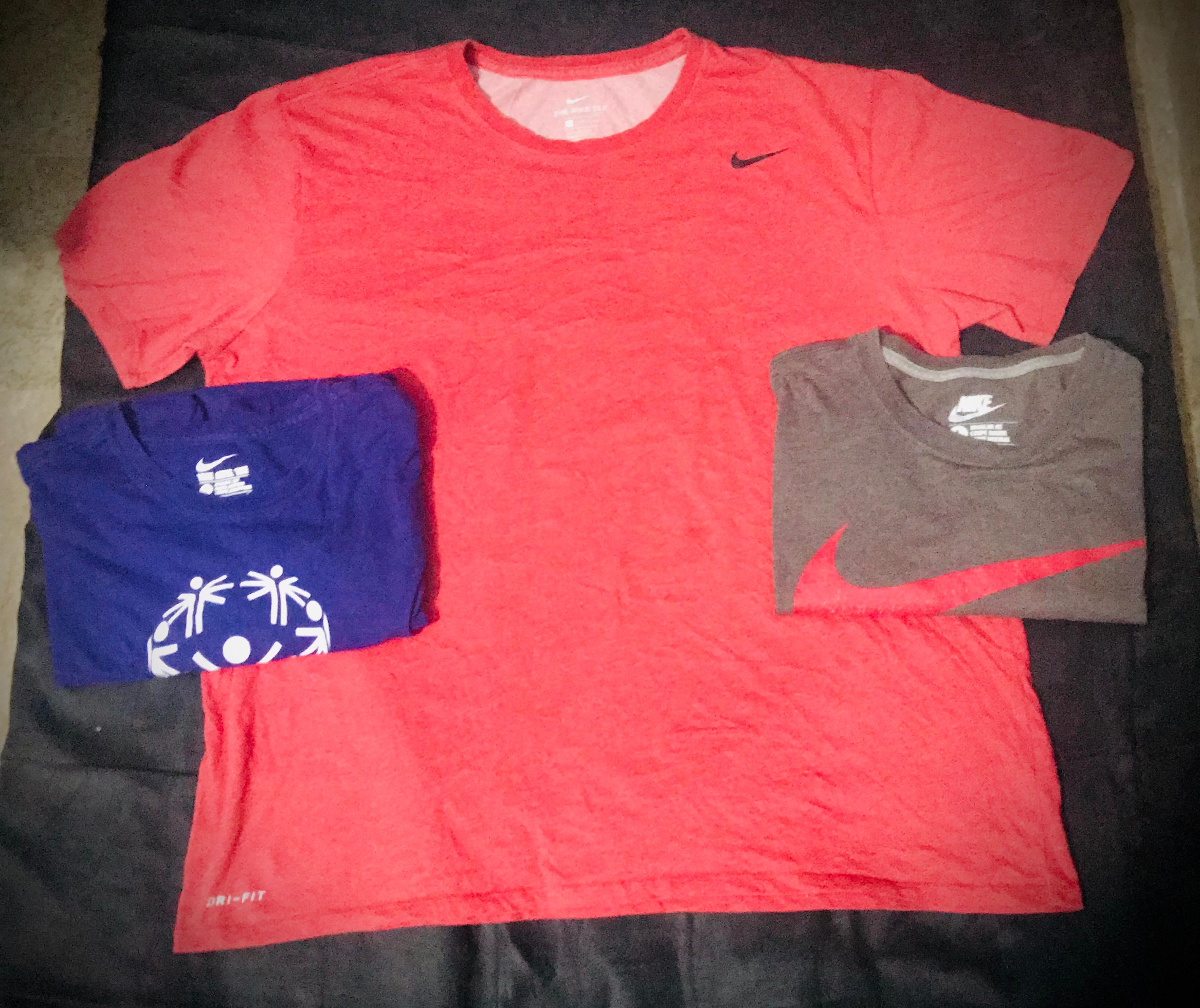 オリジナルのNike Tシャツ