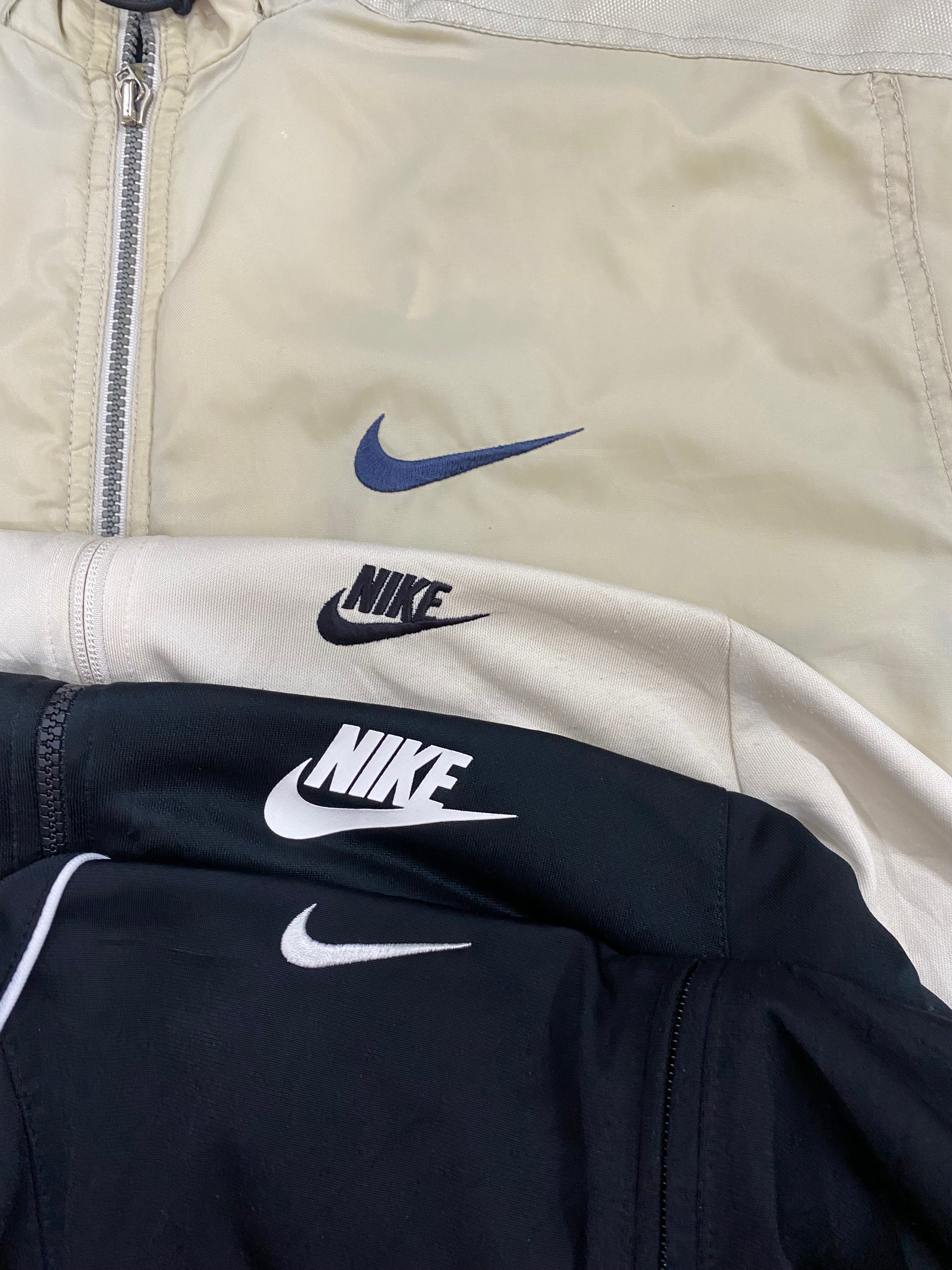ナイキ トラックジャケット