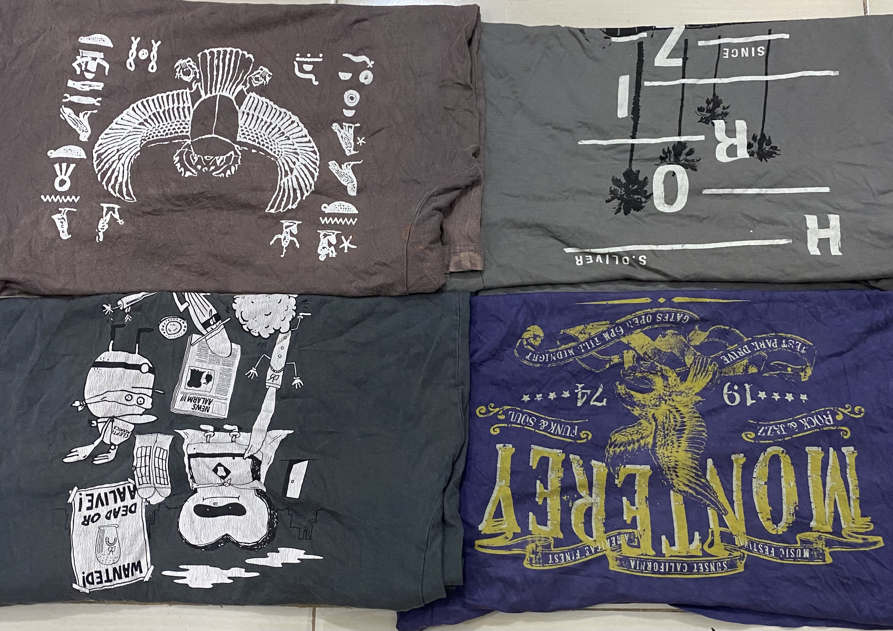 グラフィックTシャツ