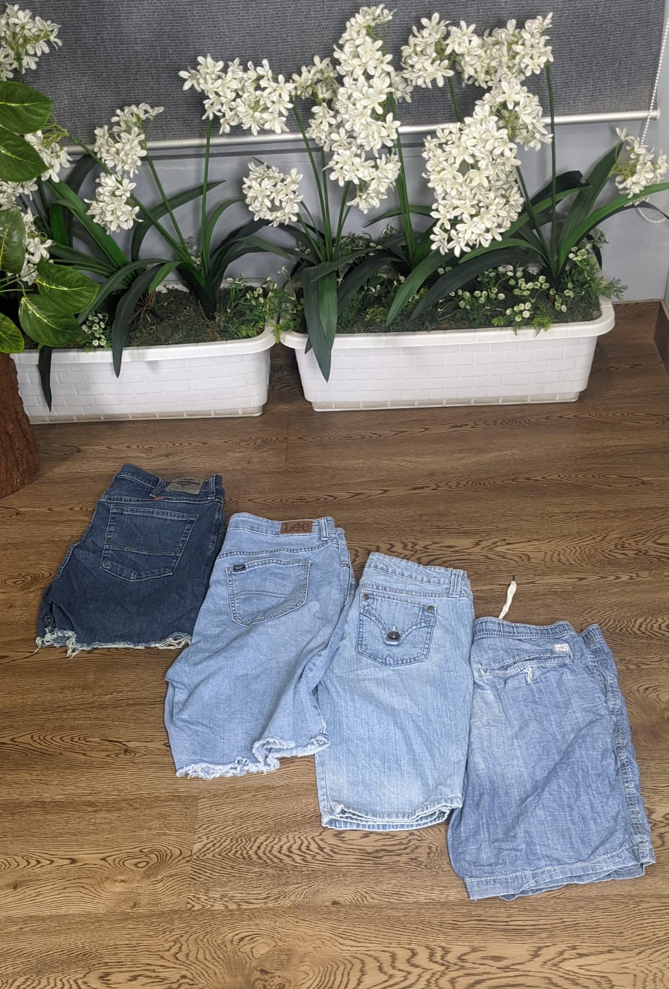 Mix branded denim shorts