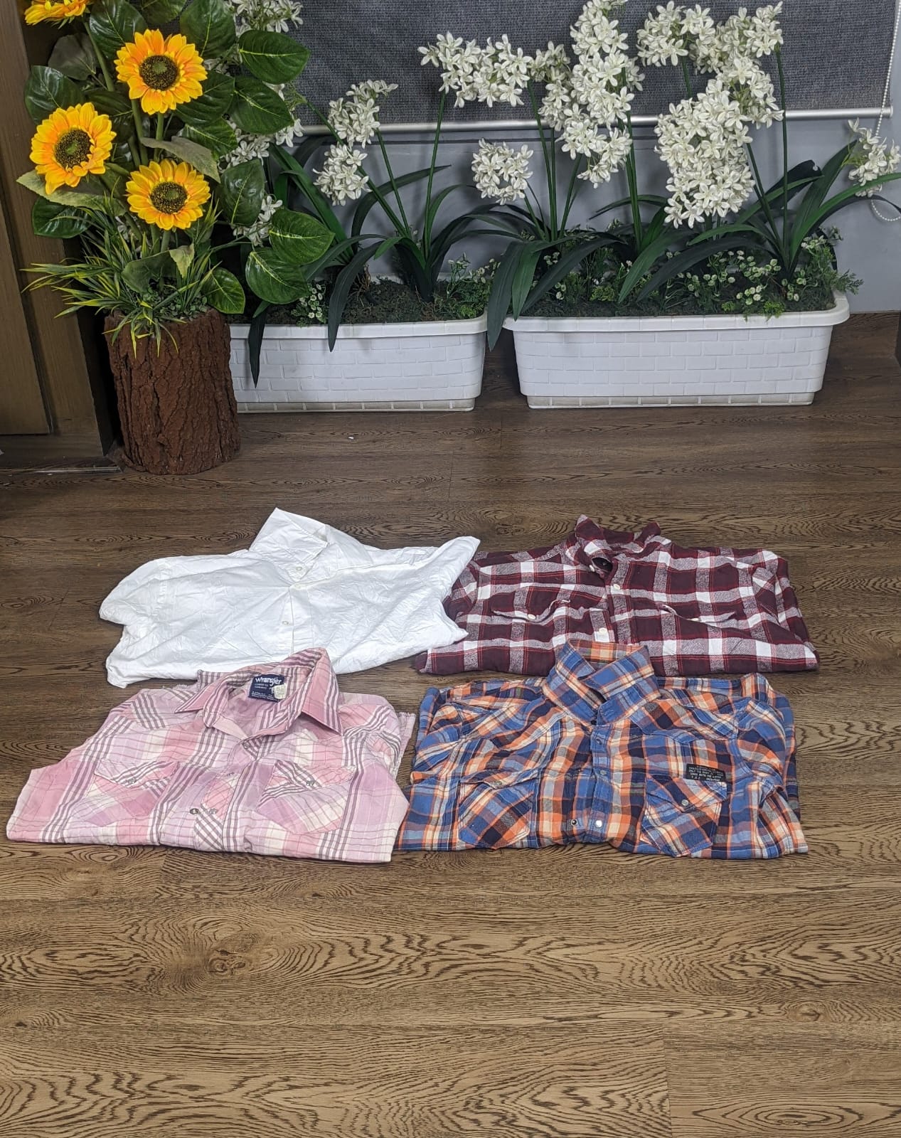 Mix branded men shirts