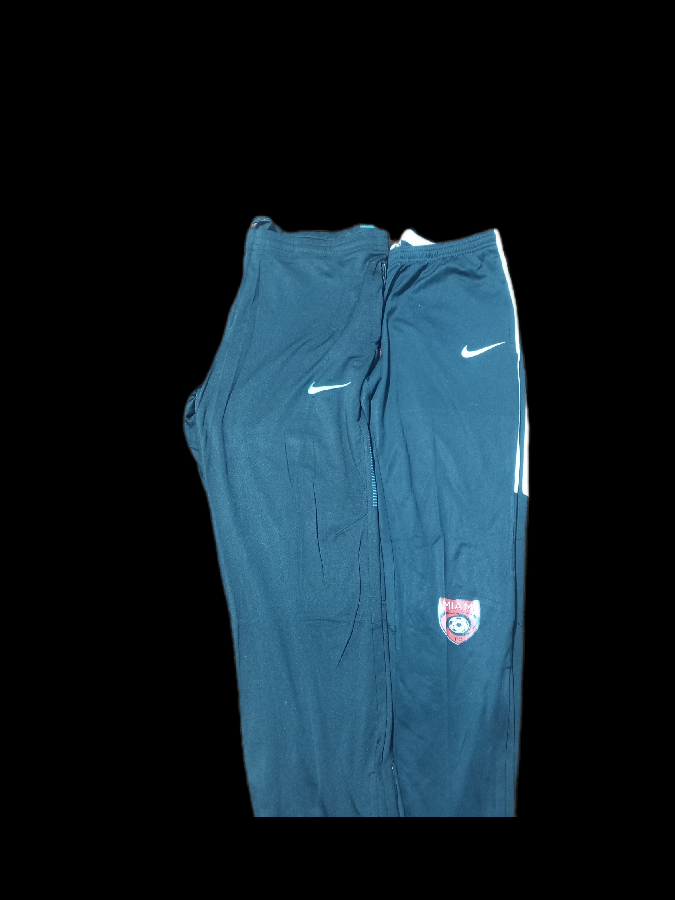 ナイキ トラックパンツ