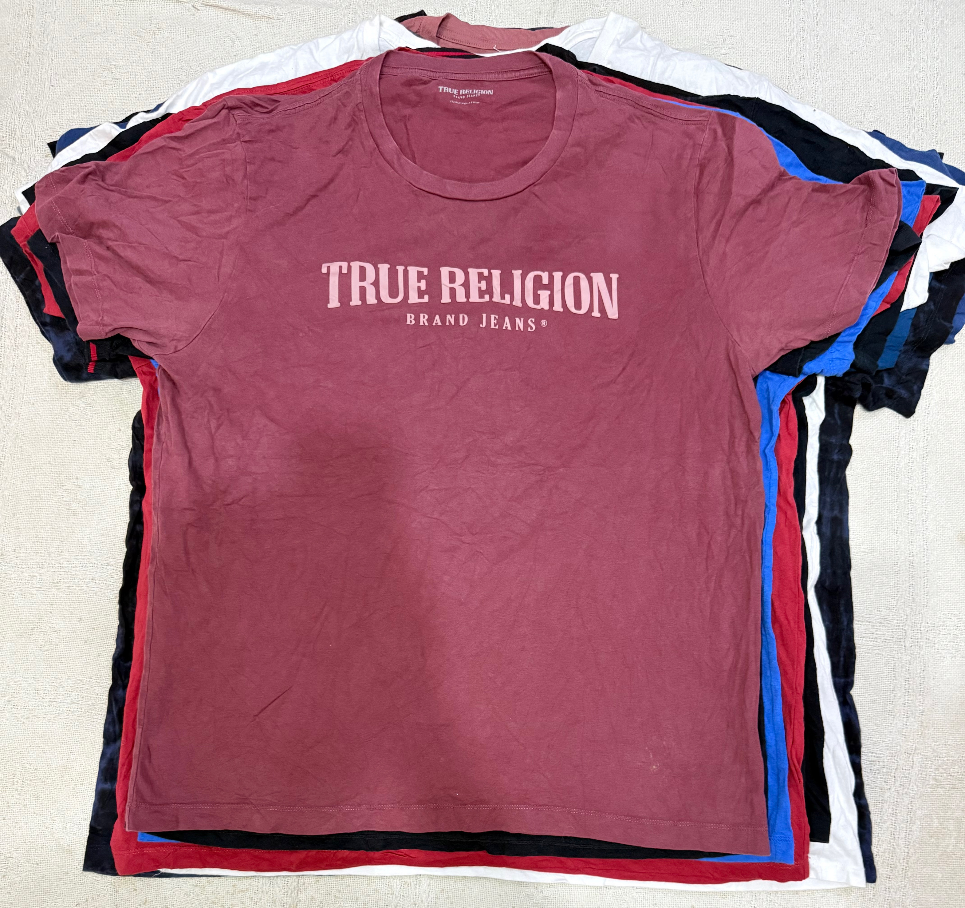True religion  t shirts 19 pieces
