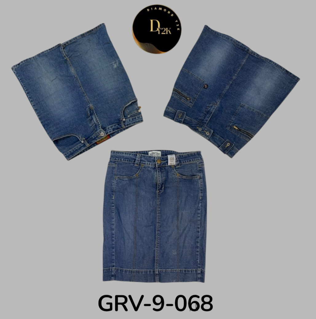 High-Waisted Denim Midi Skirt – Authentic Y2K Aest..