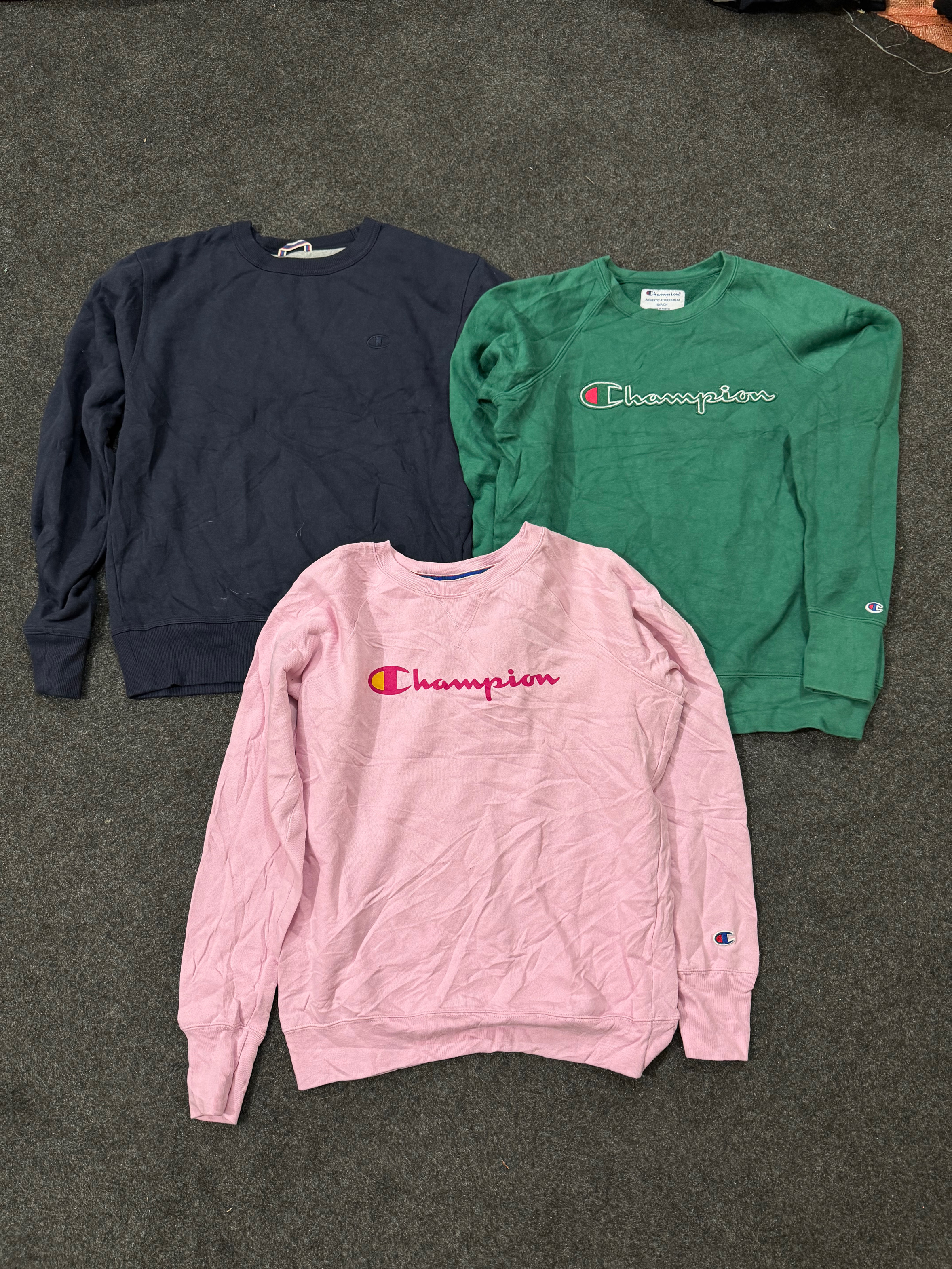 チャンピオンのスウェットシャツ