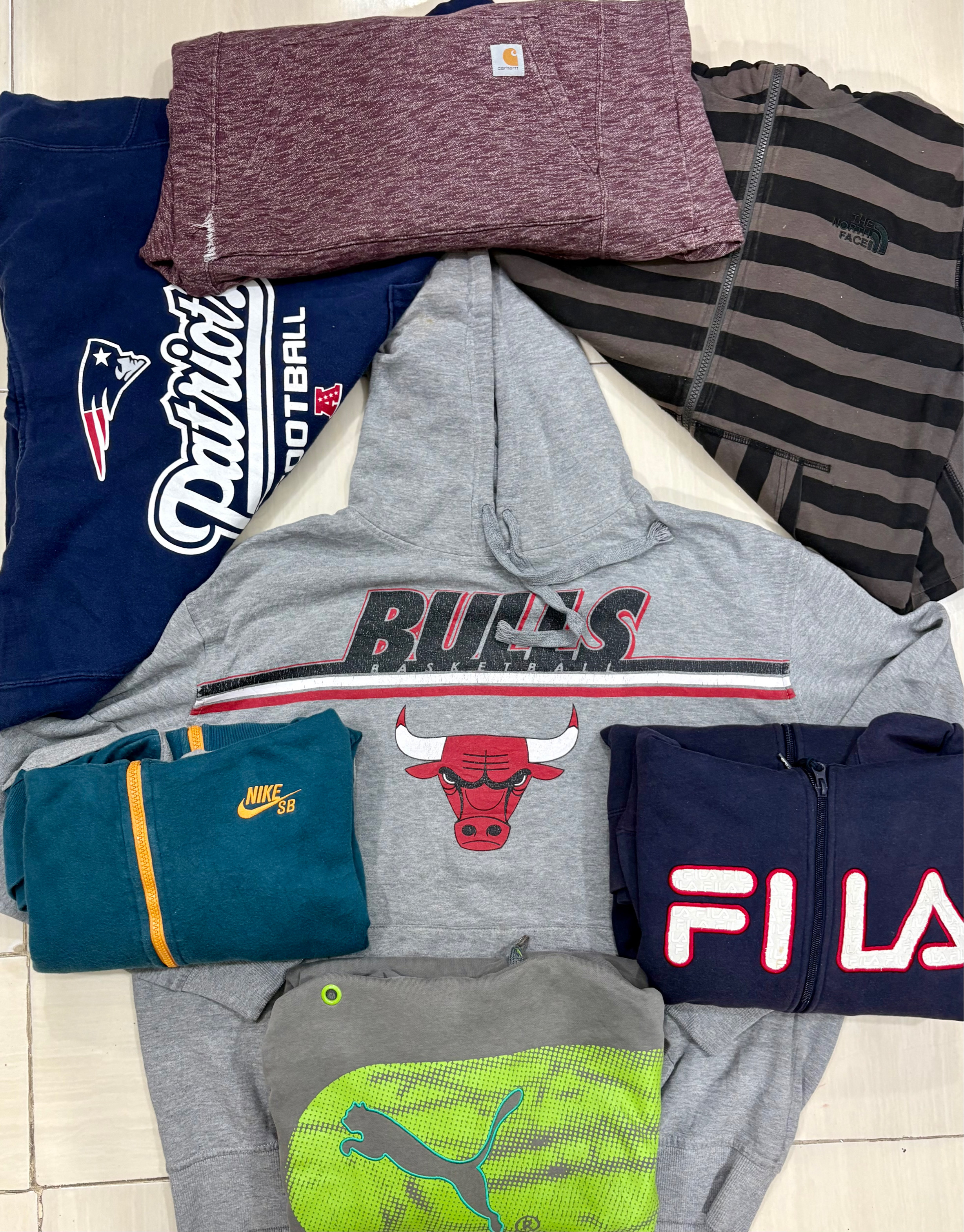 ブランドスウェットシャツ