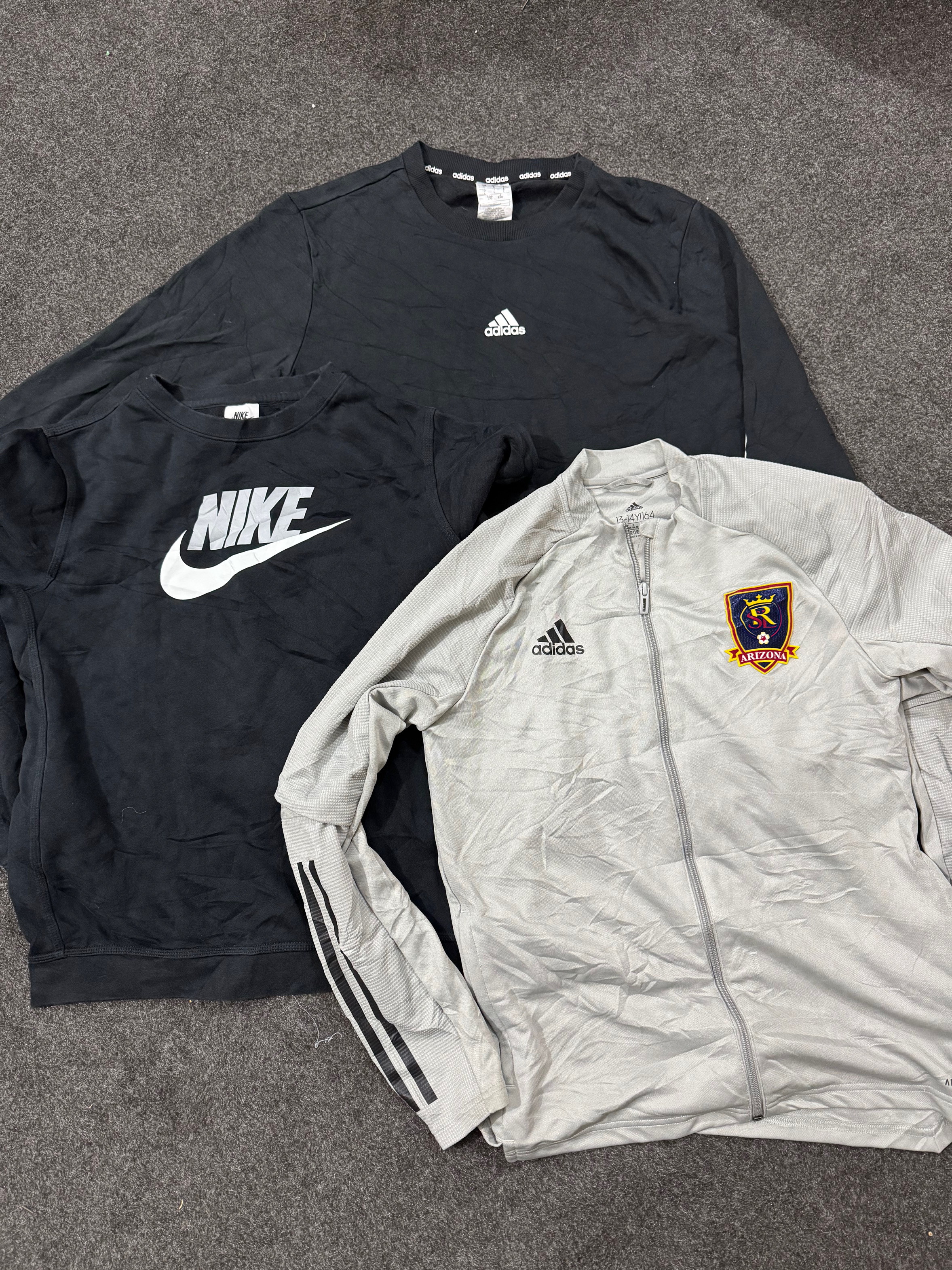 ナイキトラックジャケット