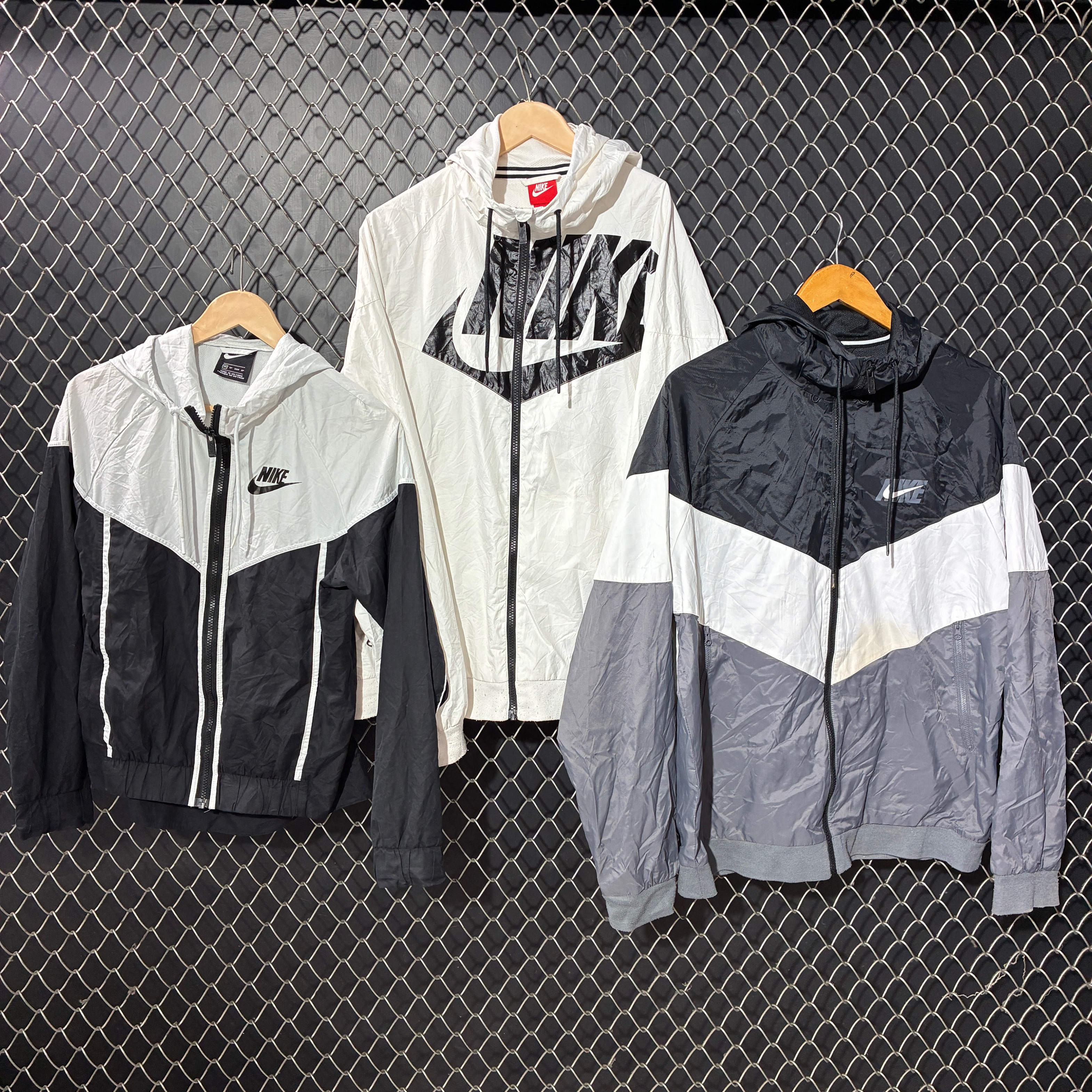 Nike windbreaker (FNC:1112)