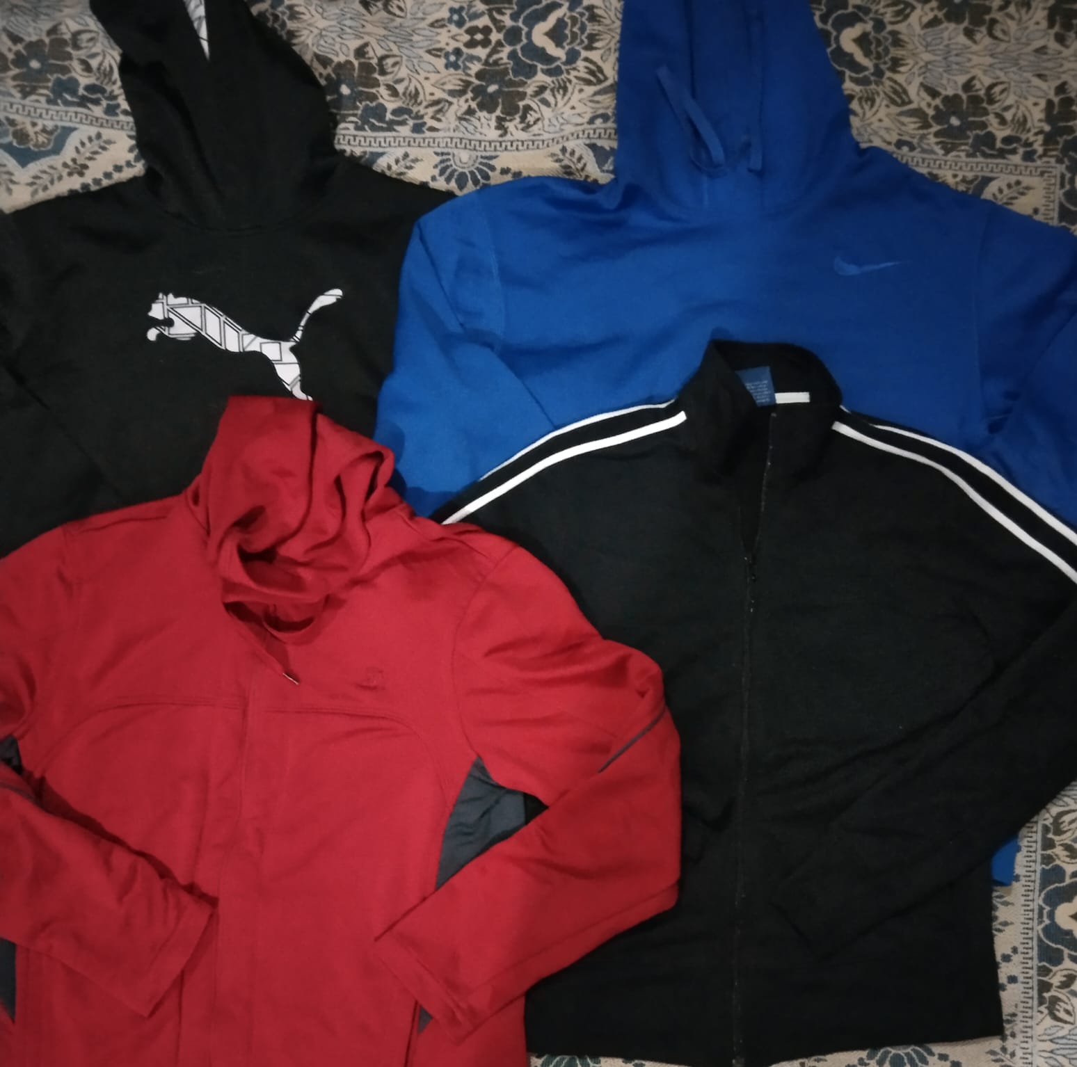 ミックスバンドフーディ