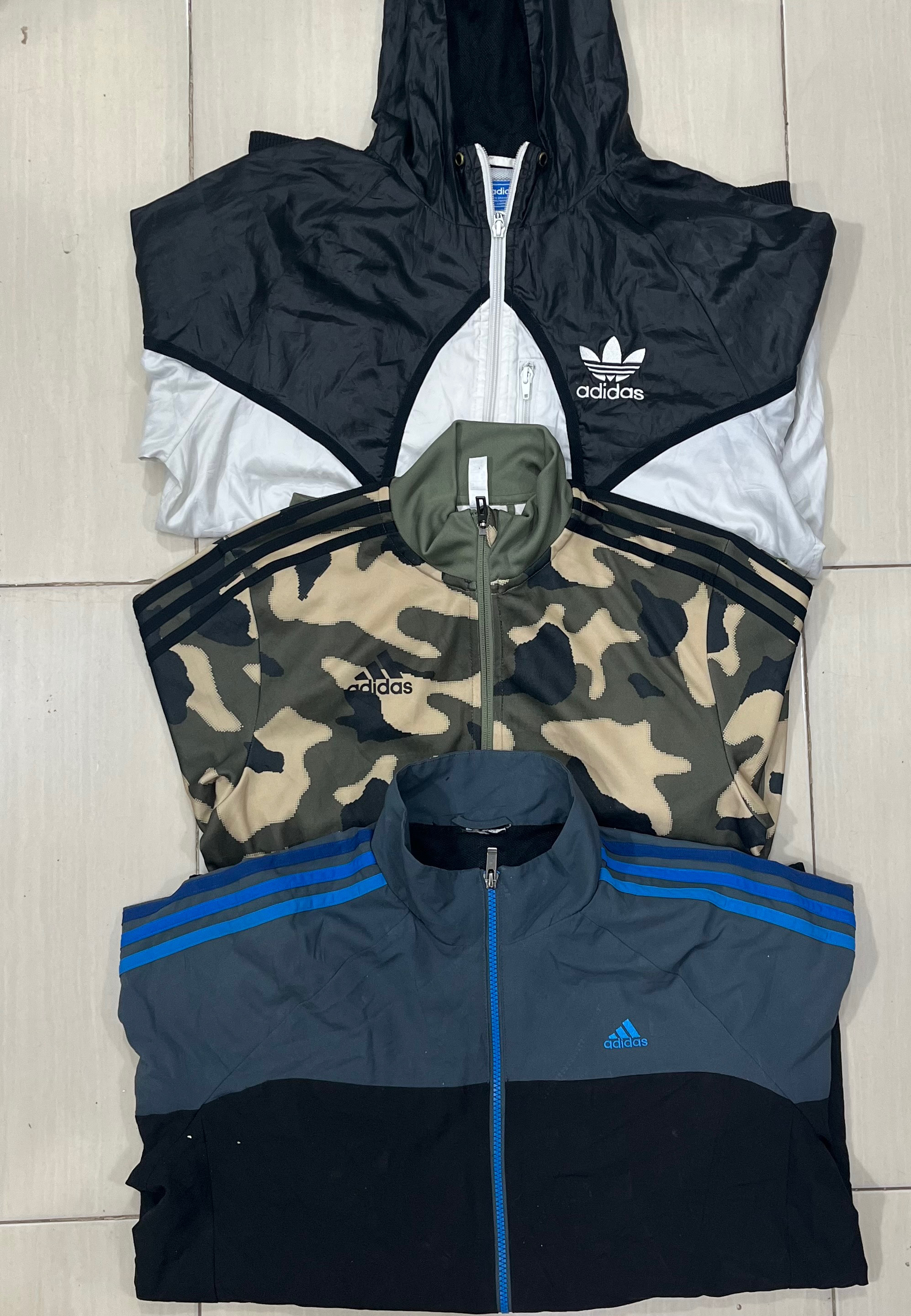 アディダス トラックジャケット