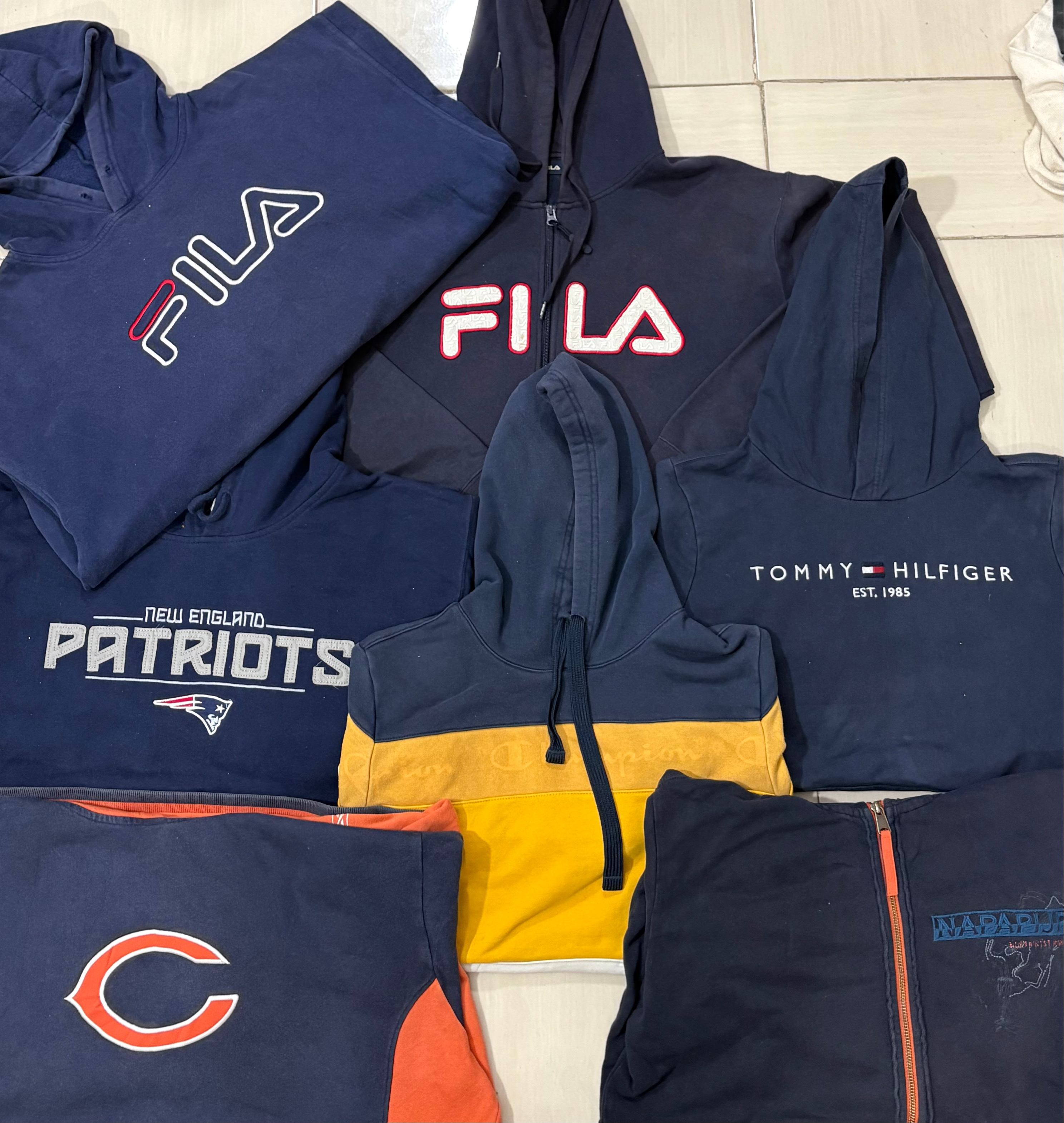 ブランドフーディ