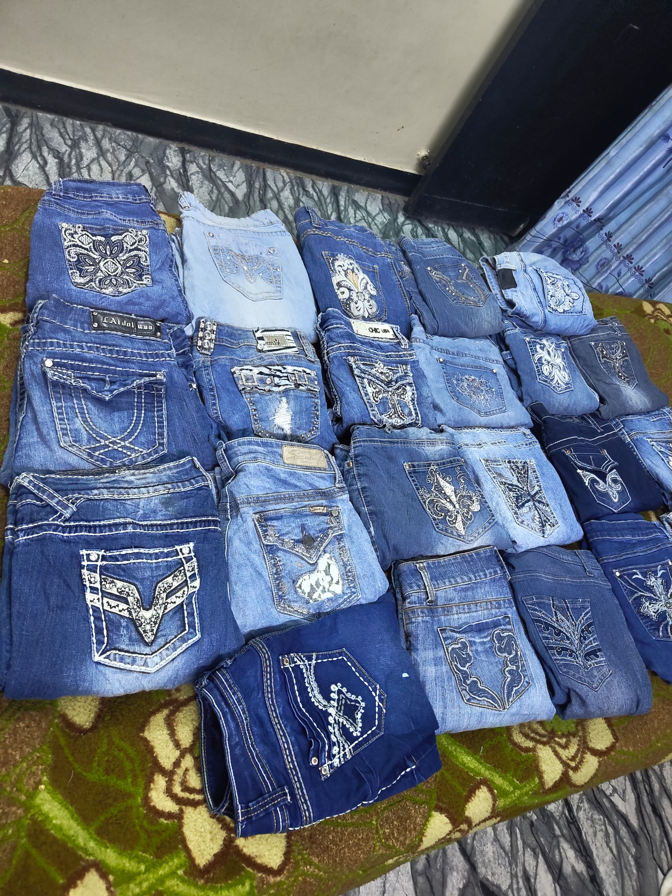 Vintage Y2K Embellished Jeans Embroidery pattern