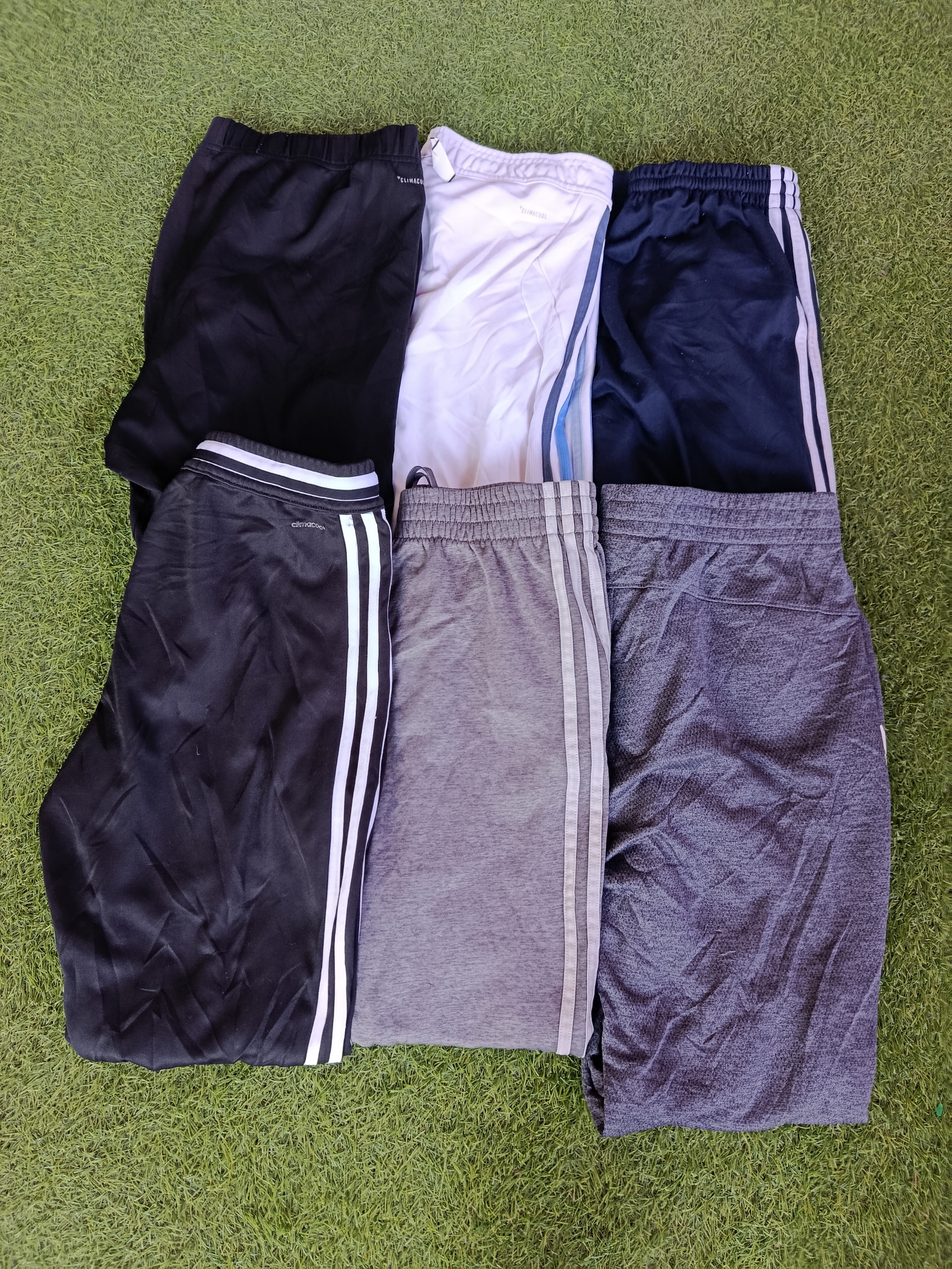 Adidas trousers/Track pant (3729)