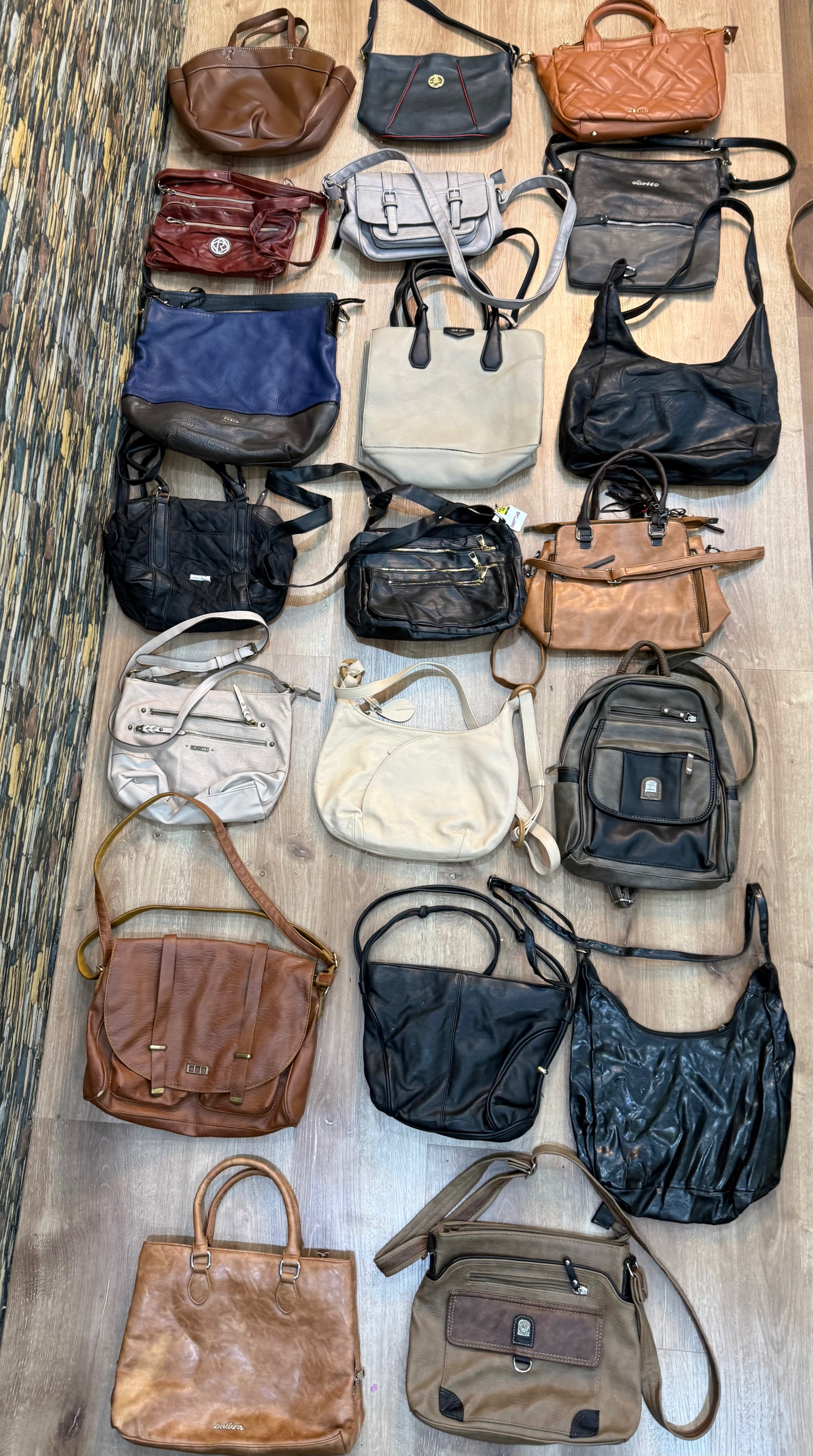 AV-0664 Unbranded Handbags