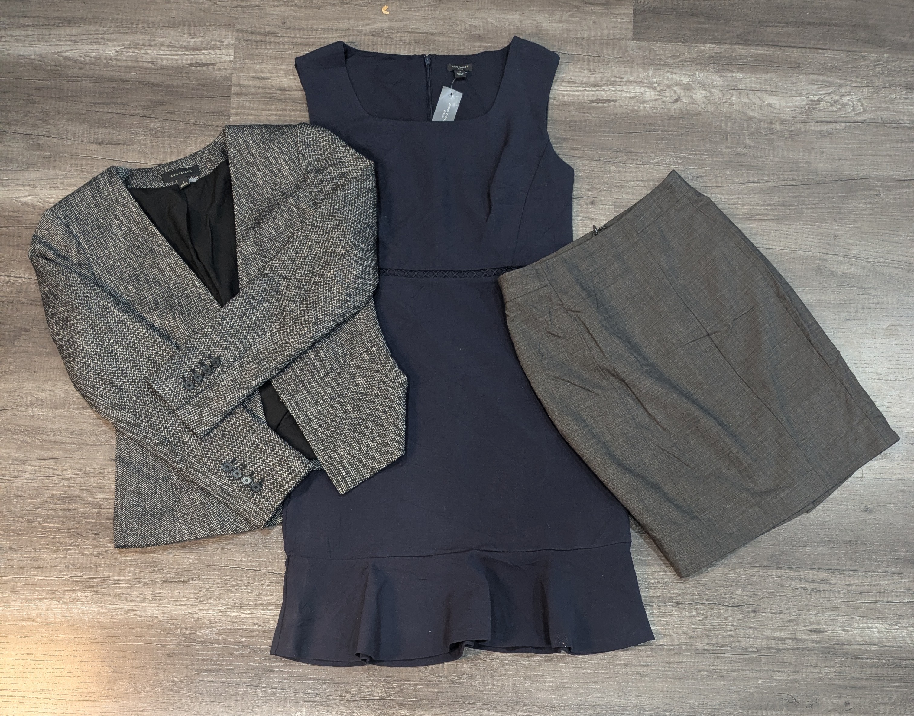 1811 - Ann Taylor Maglione, Blusa, Gonna Blazer e ..