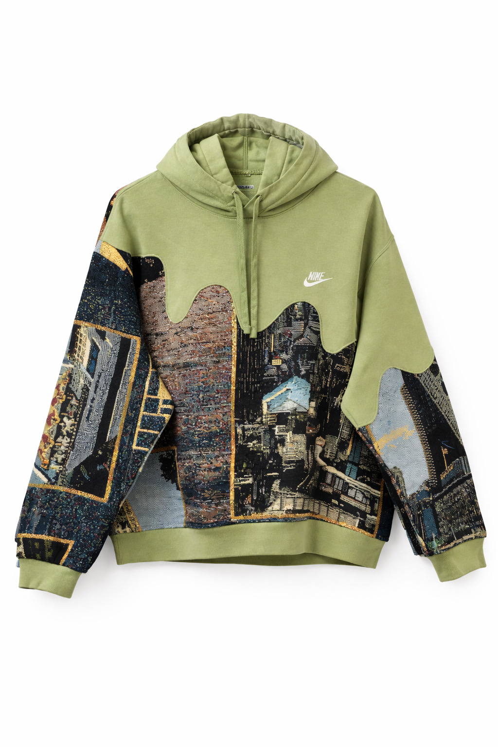 フード付きのアップサイクルタペストリー