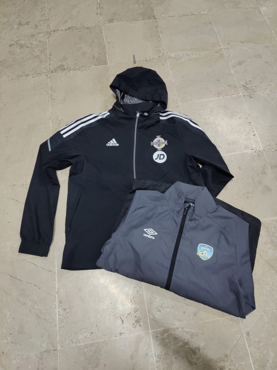 Rompevientos deportivos / Chaquetas