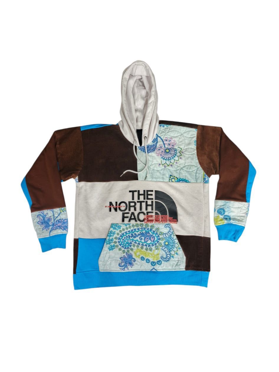 Hoodie Nike upcyclé Fs-64 avec patchwork