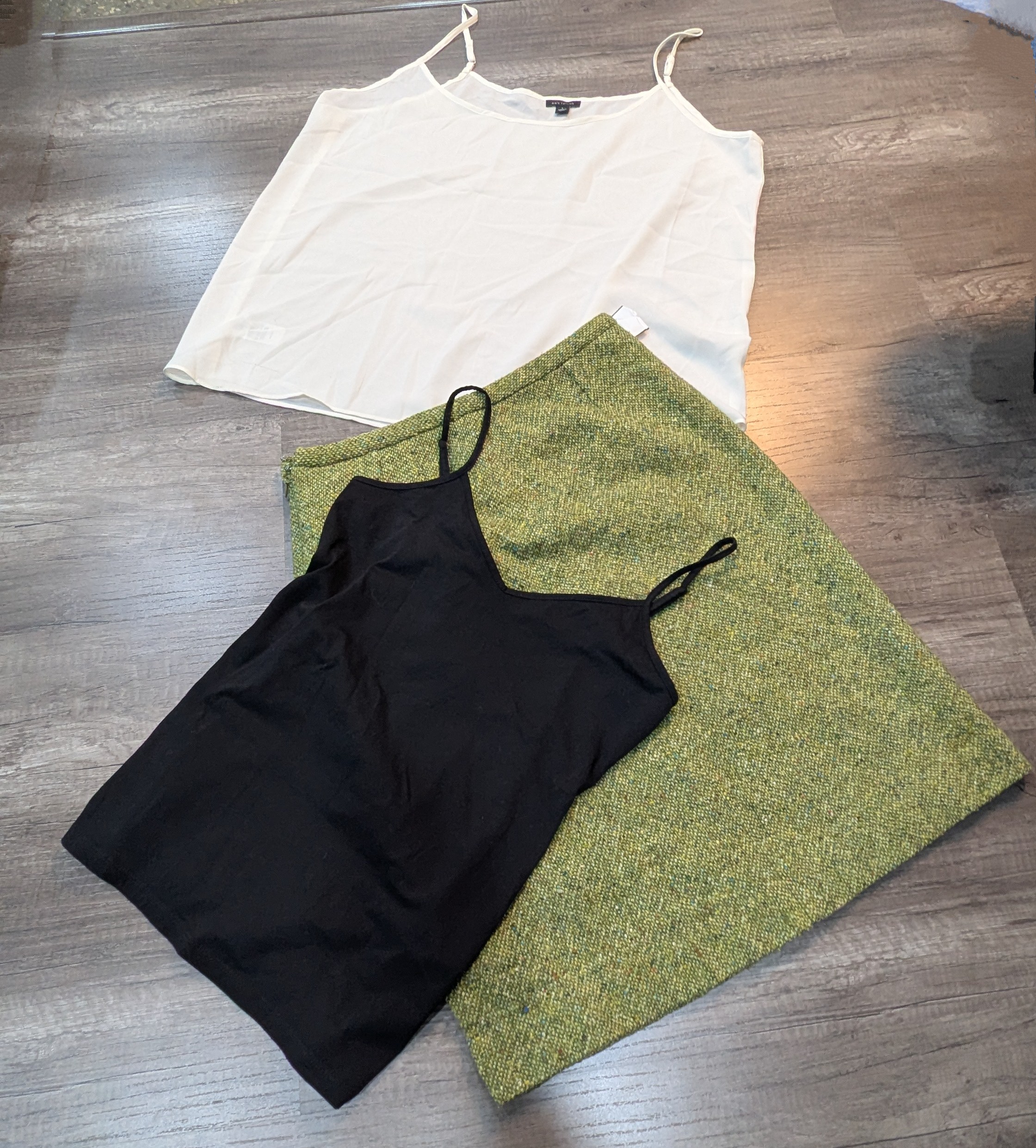 2083 - Ann Taylor Blouse, Skirt, Camisole, Shorts ..