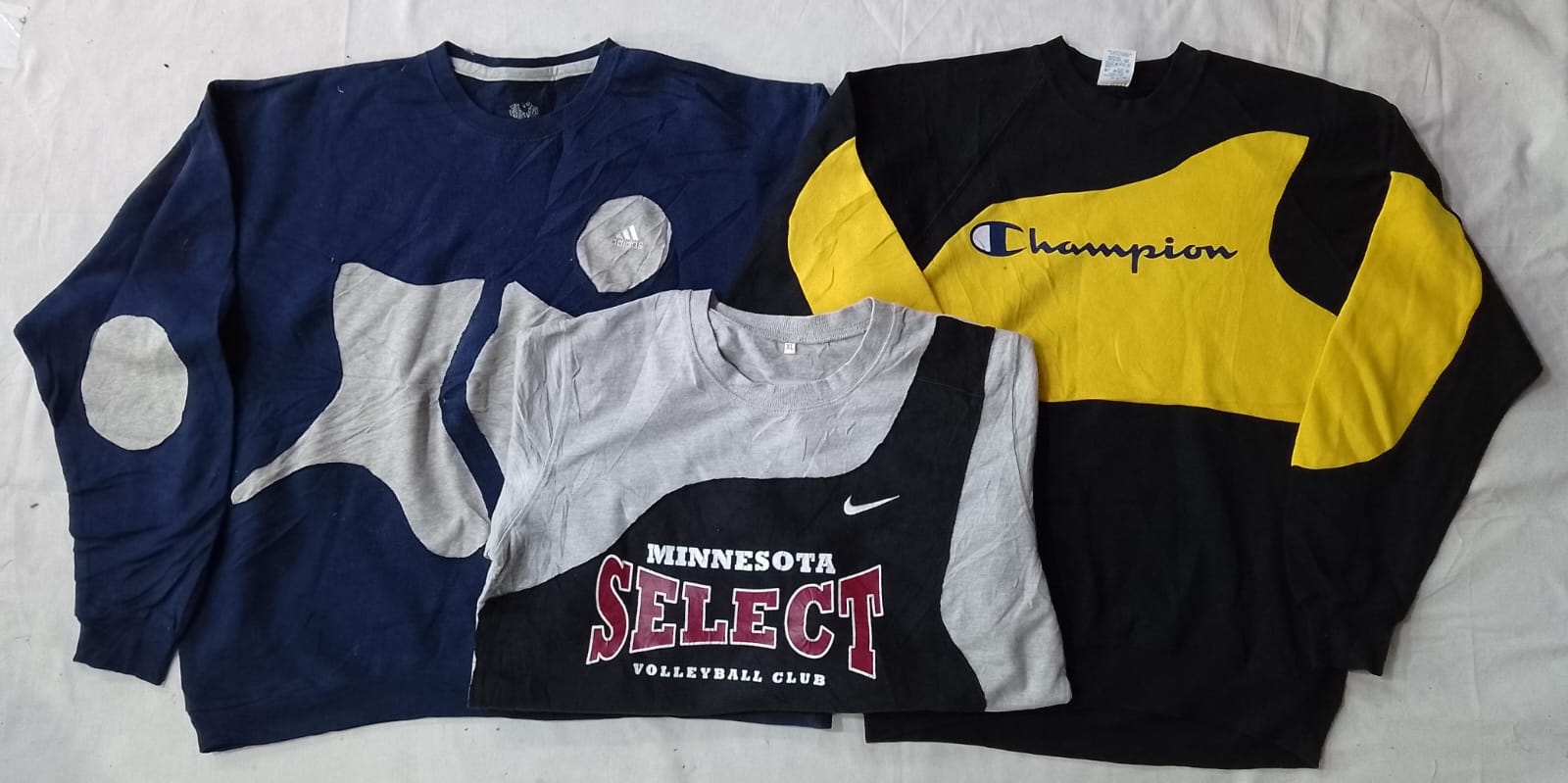 CR5893 アップサイクルスウェットシャツ