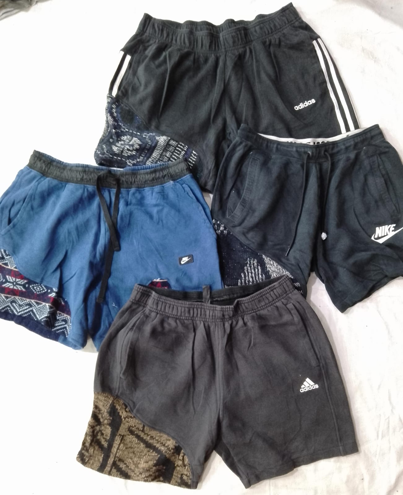 CR5906 Nike & Adidas Shorts upcyclés