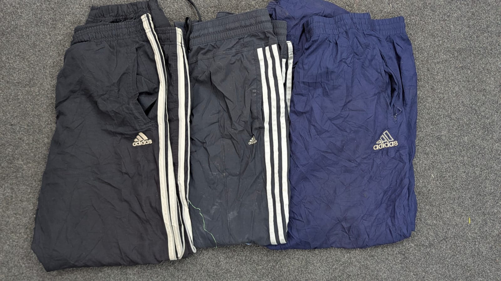 SD334 - Adidas Track Pants - 6 Pieces