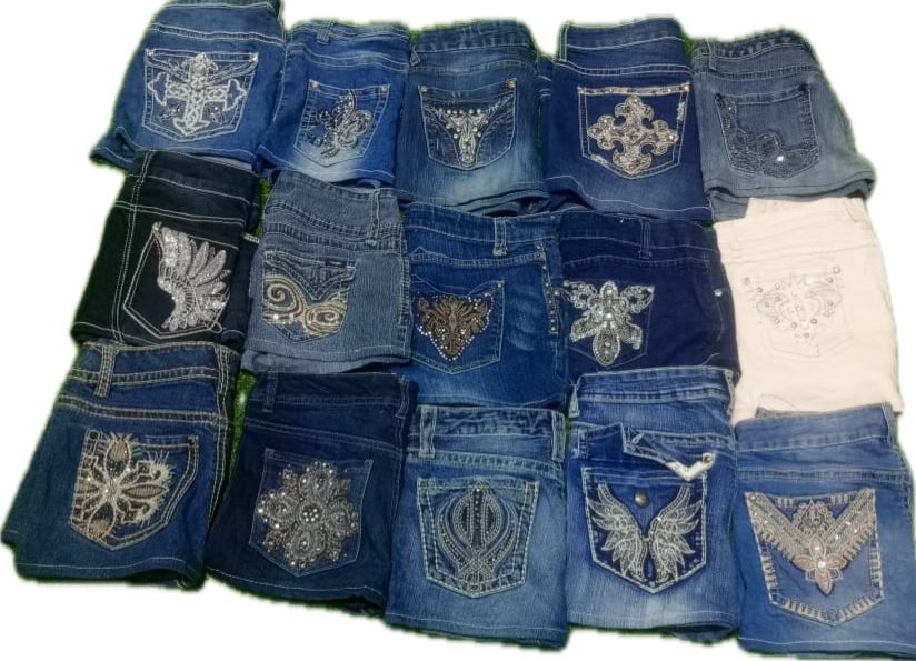 L.A.IDOL USA. ET D'AUTRES MARQUES MIX JUPES COURTE..