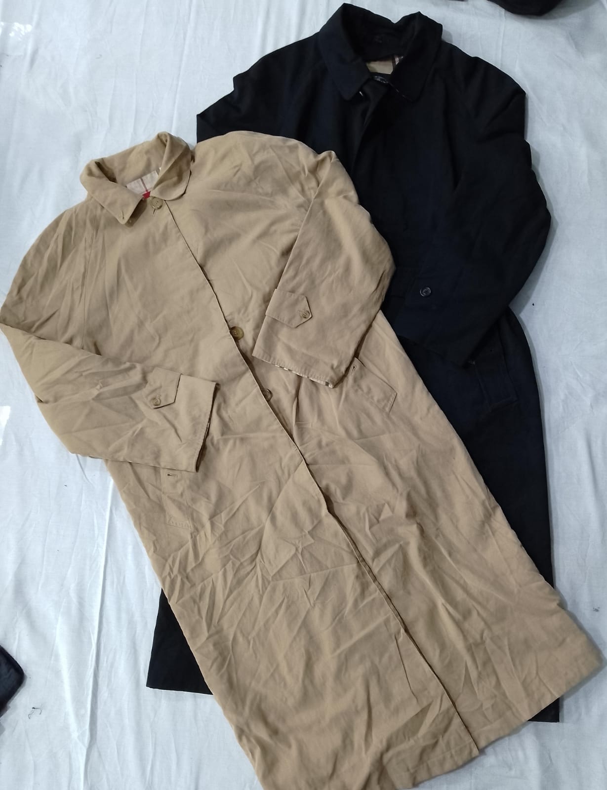 CR5973  Vintage Burberry Coats