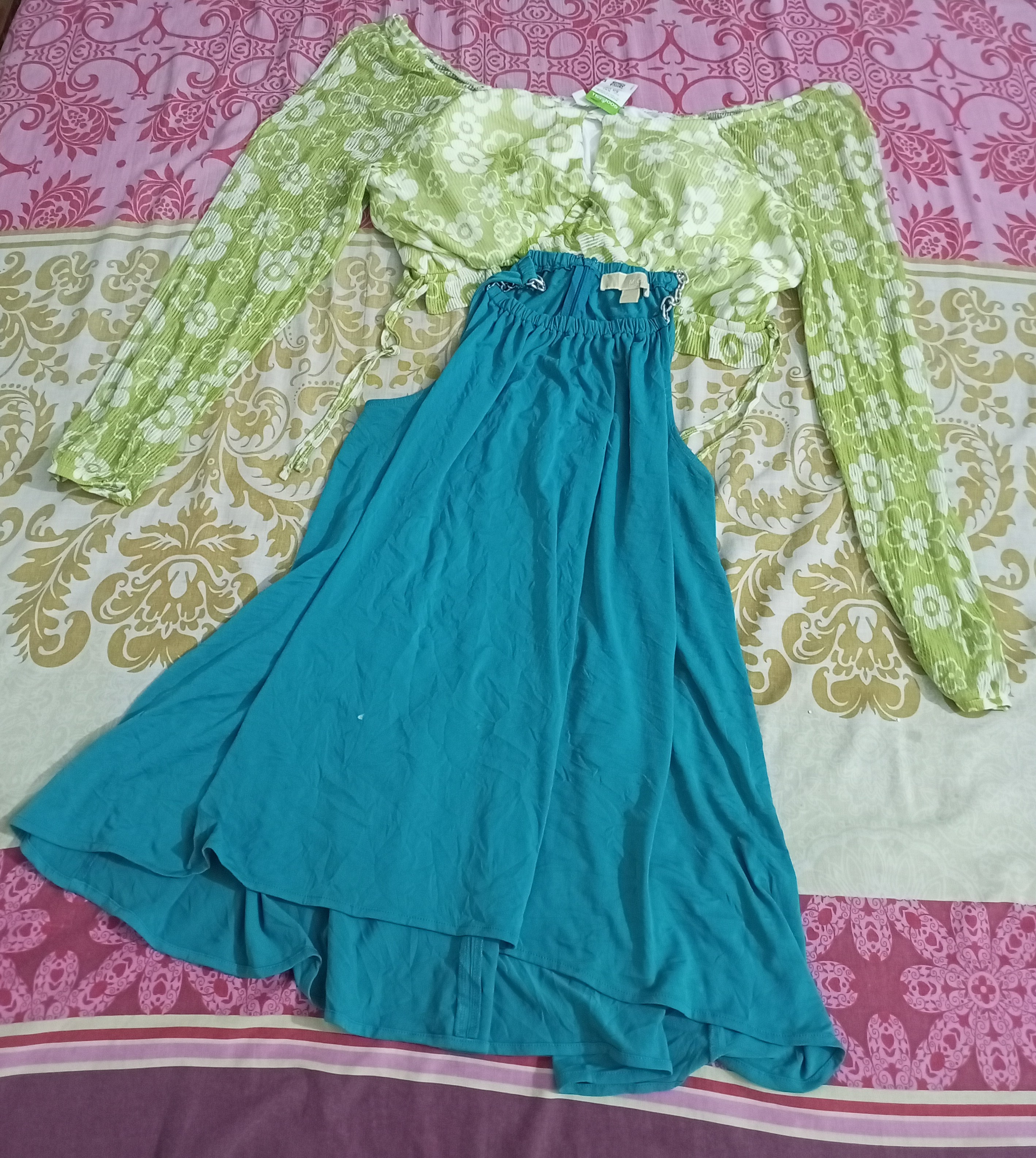 18 - Women's Mix Tops