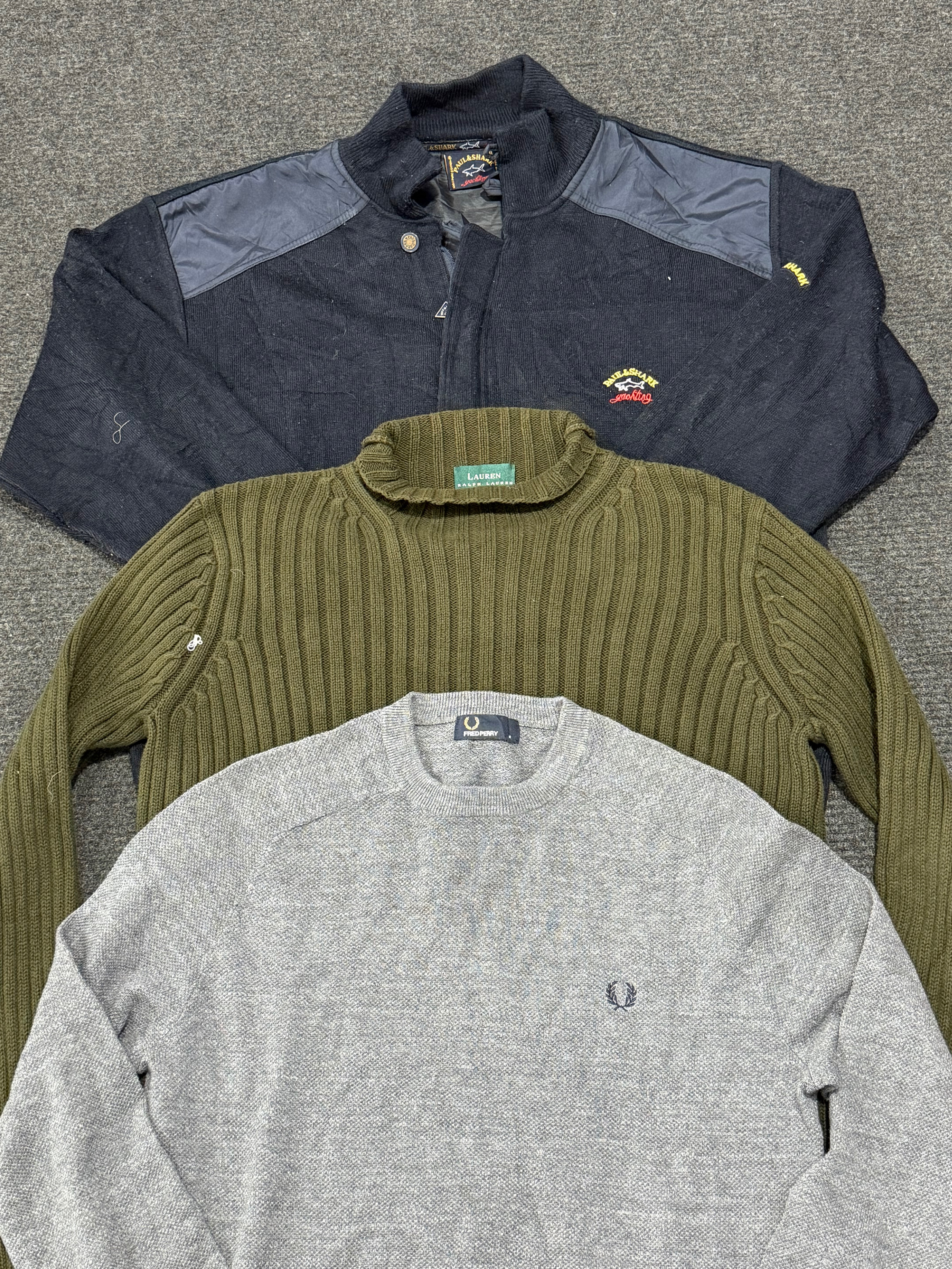 Mix branded knitwear