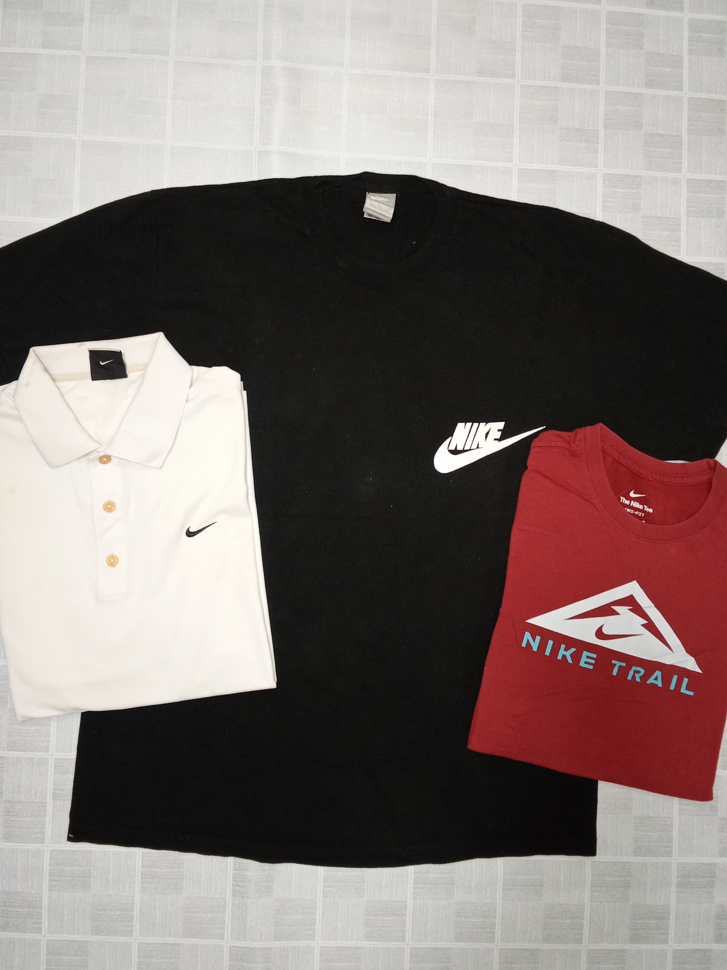 クラシックナイキTシャツ