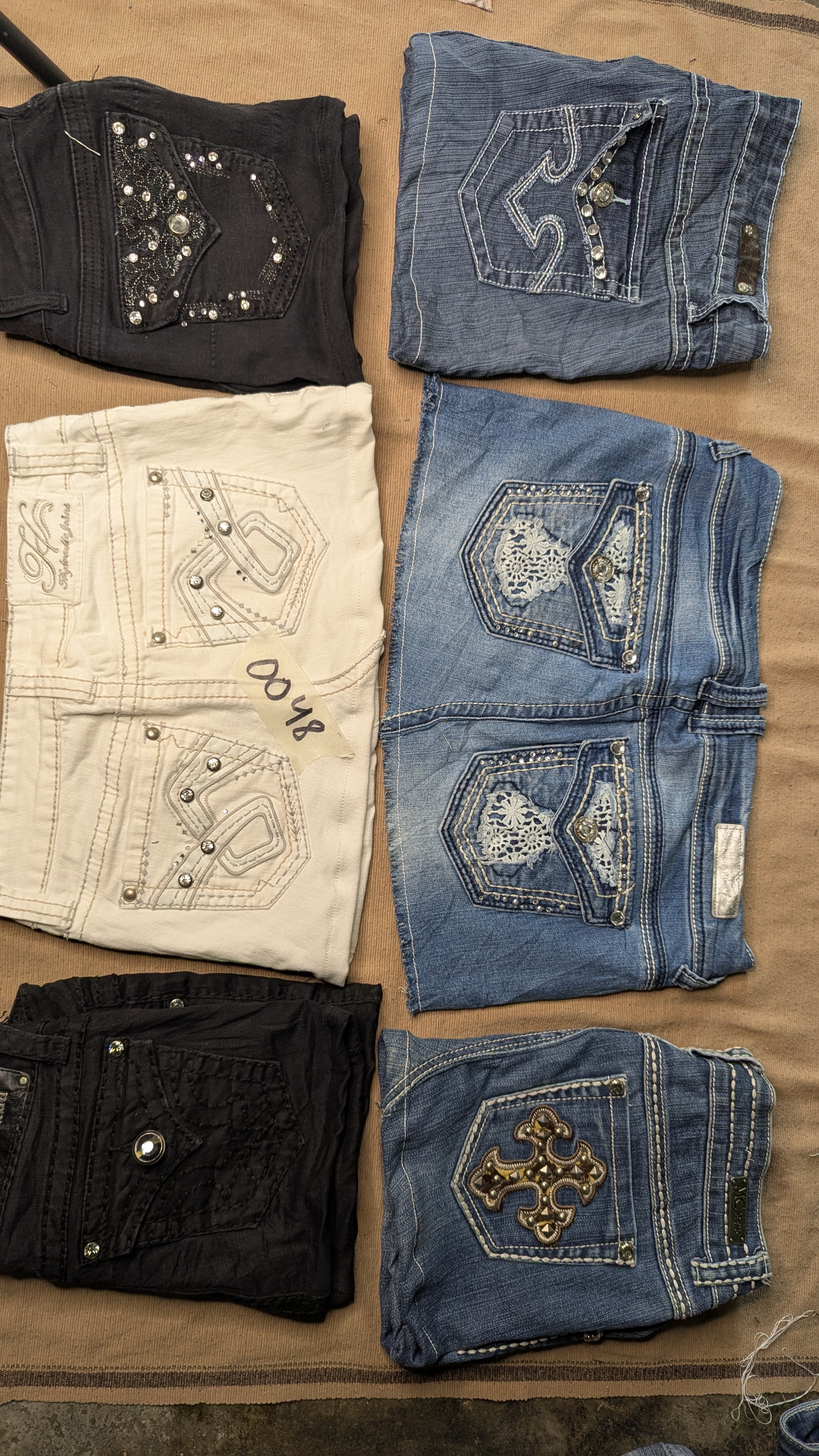 Idols & other mix branded mini gonne