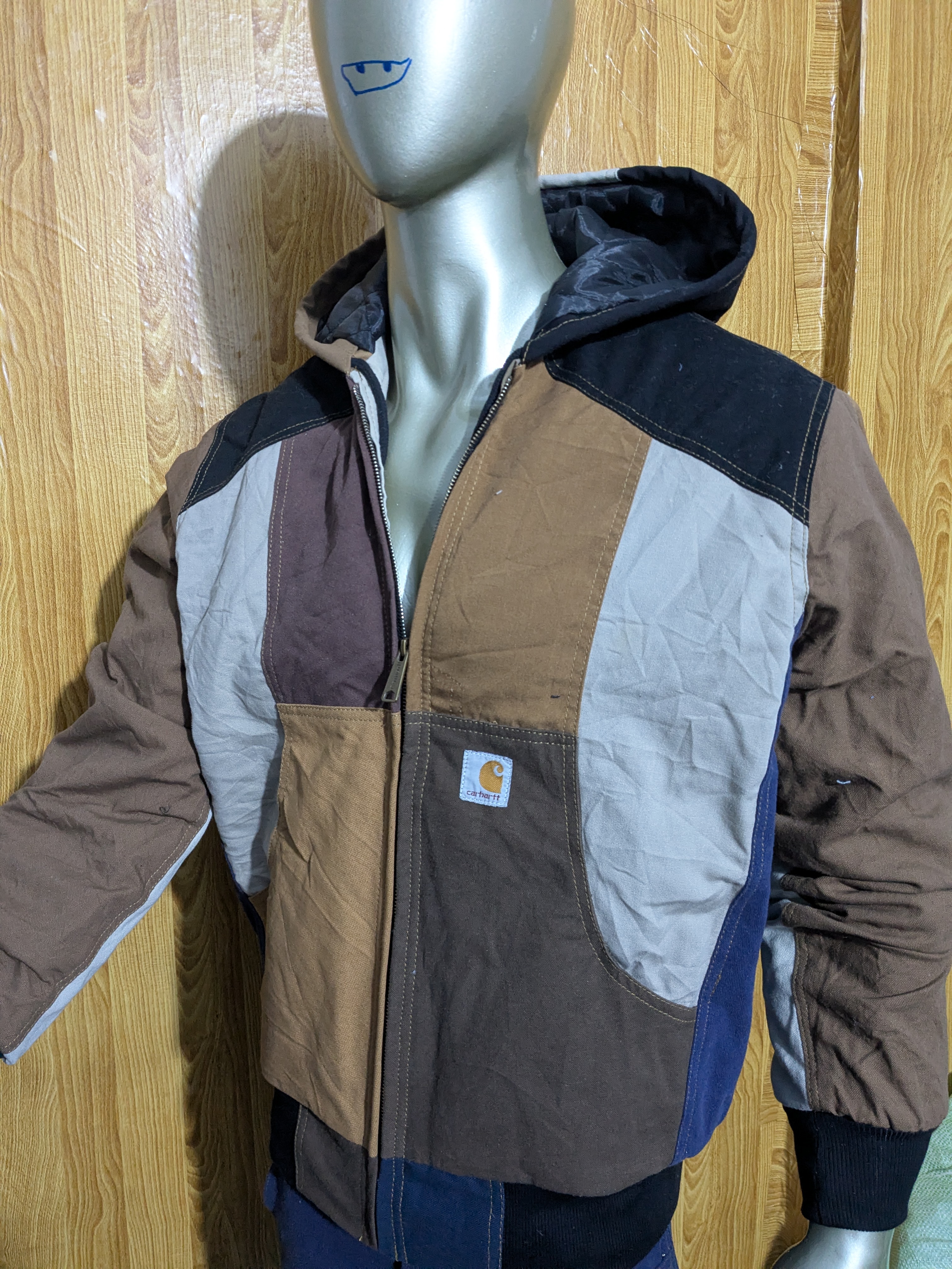 Chaqueta con capucha Carhartt reciclada Box multic..