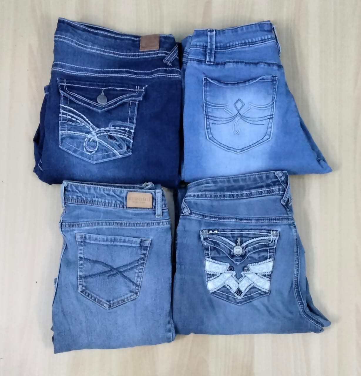 Jean évasé orné pour femmes JA 0550