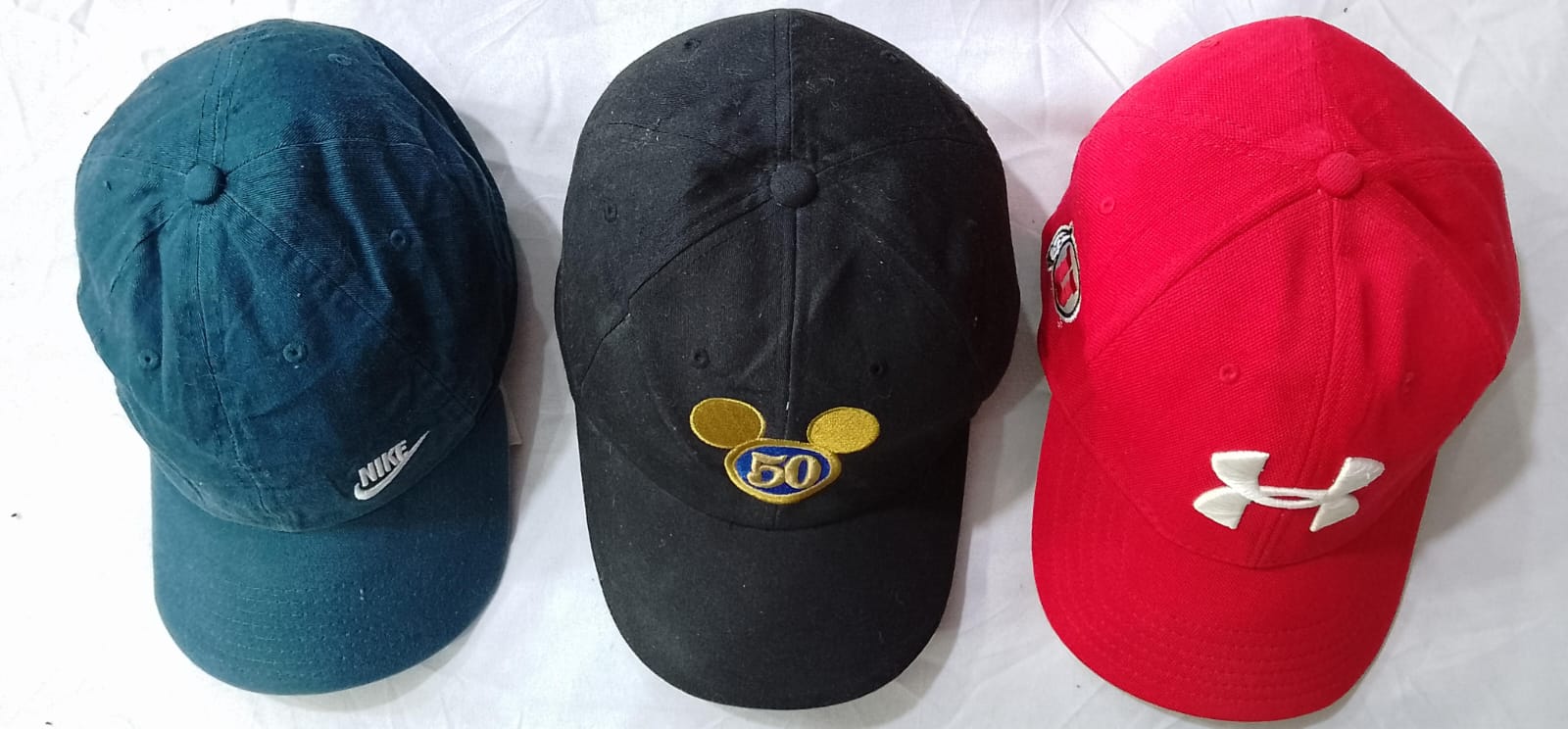 CR6242  Vintage Mix Brand Caps