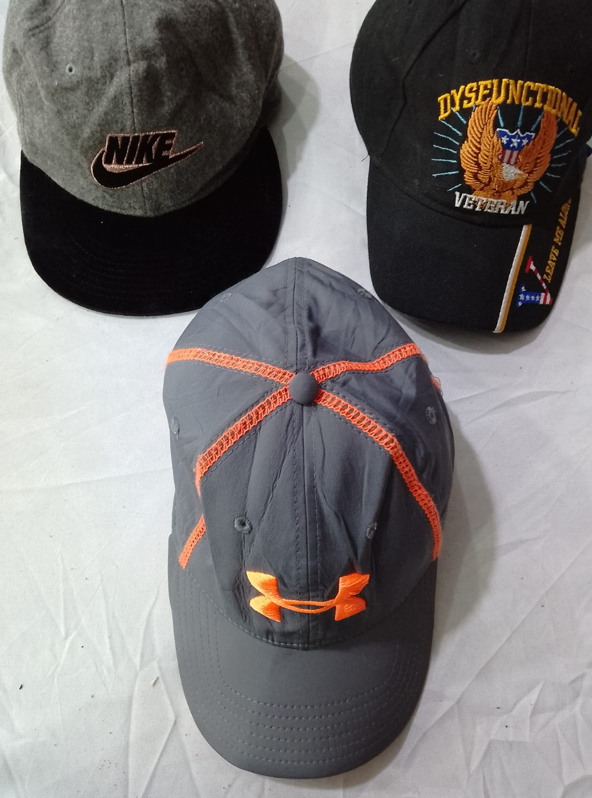 CR6243  Vintage Mix Brand Caps