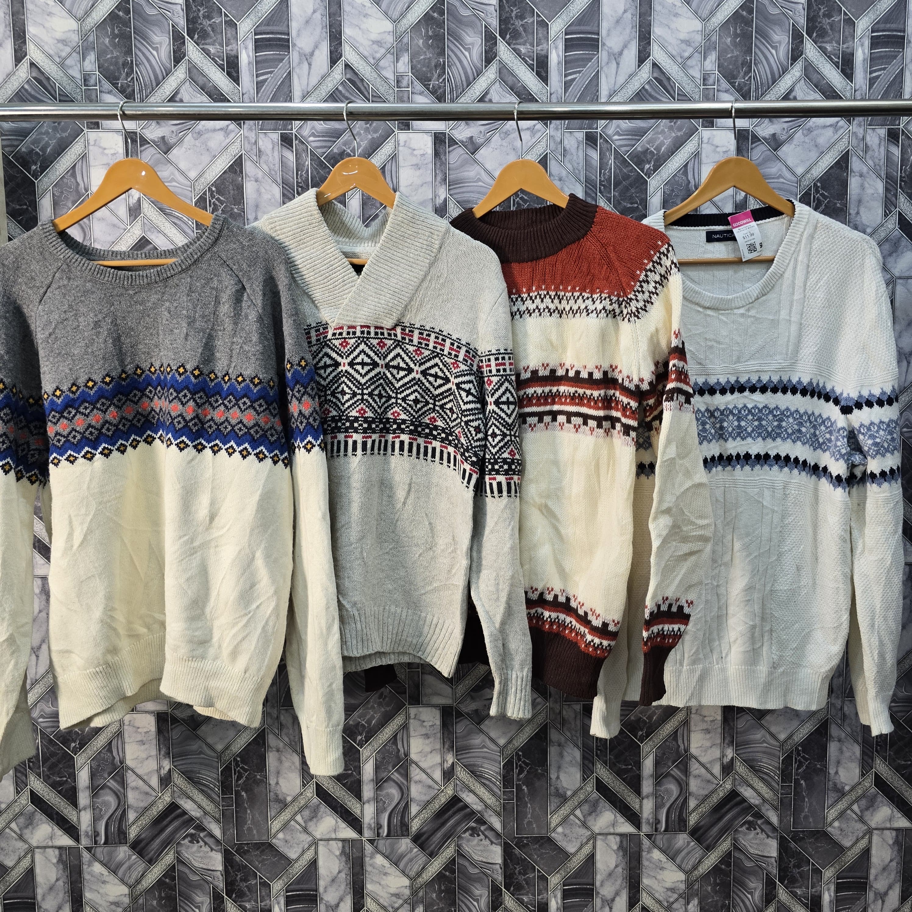 AV-0842 Icelandic Style Sweaters