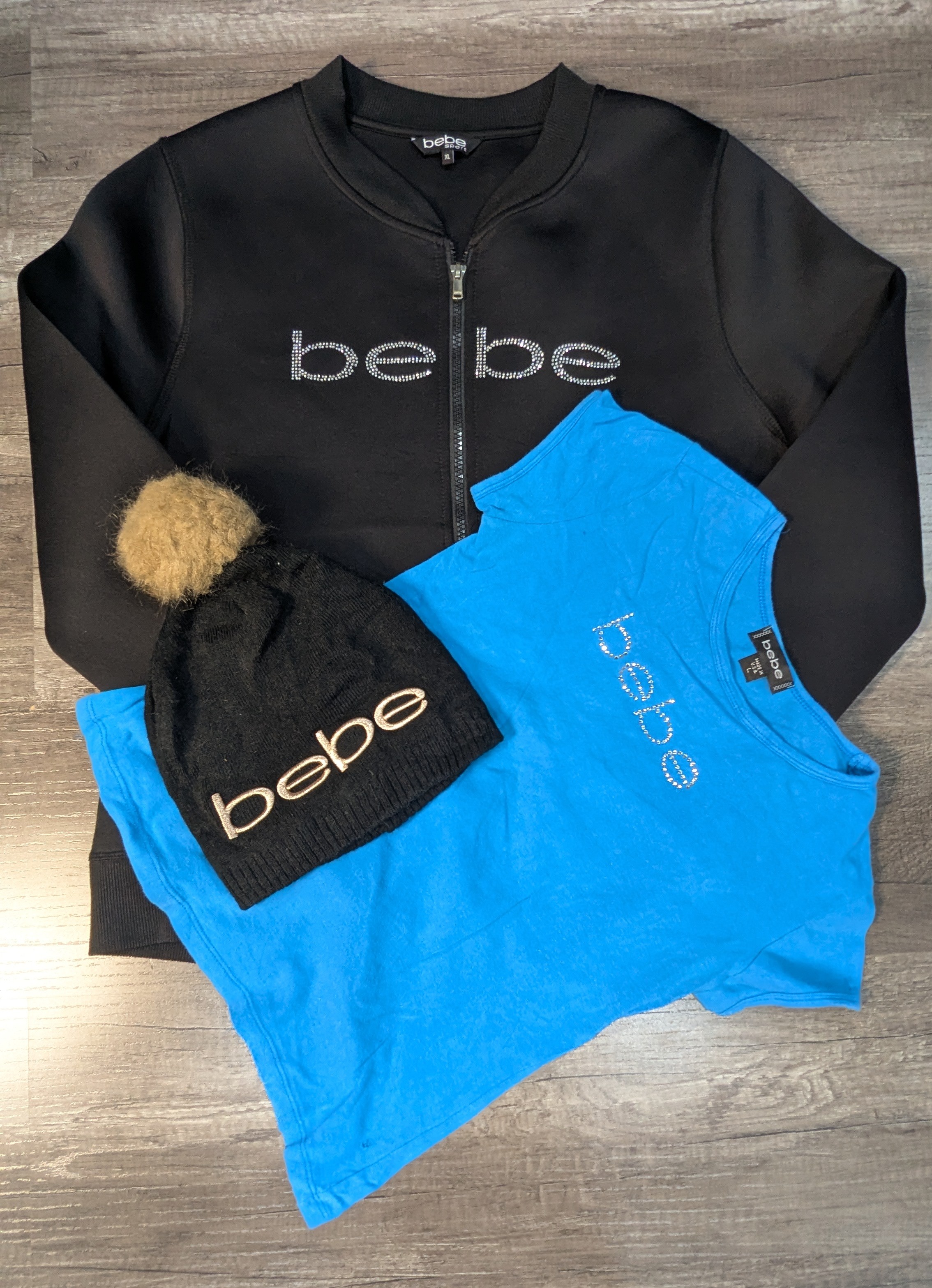 3430 - Bebe Beanie, Short, Half Sleeves T-Shirts, ..