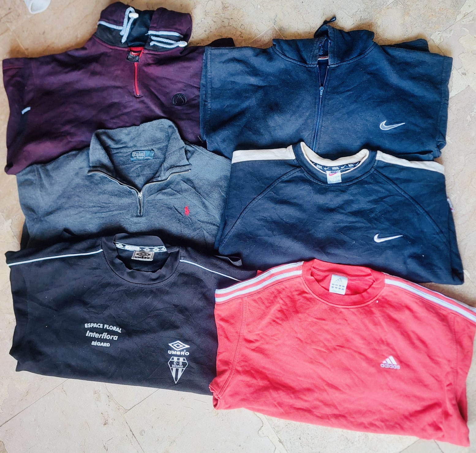 Ensemble de 6 sweatshirts vintage Mix