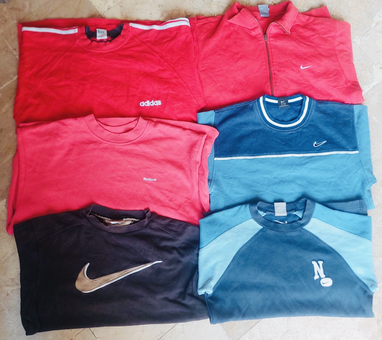 Lot de 7 sweatshirts vintage Mix