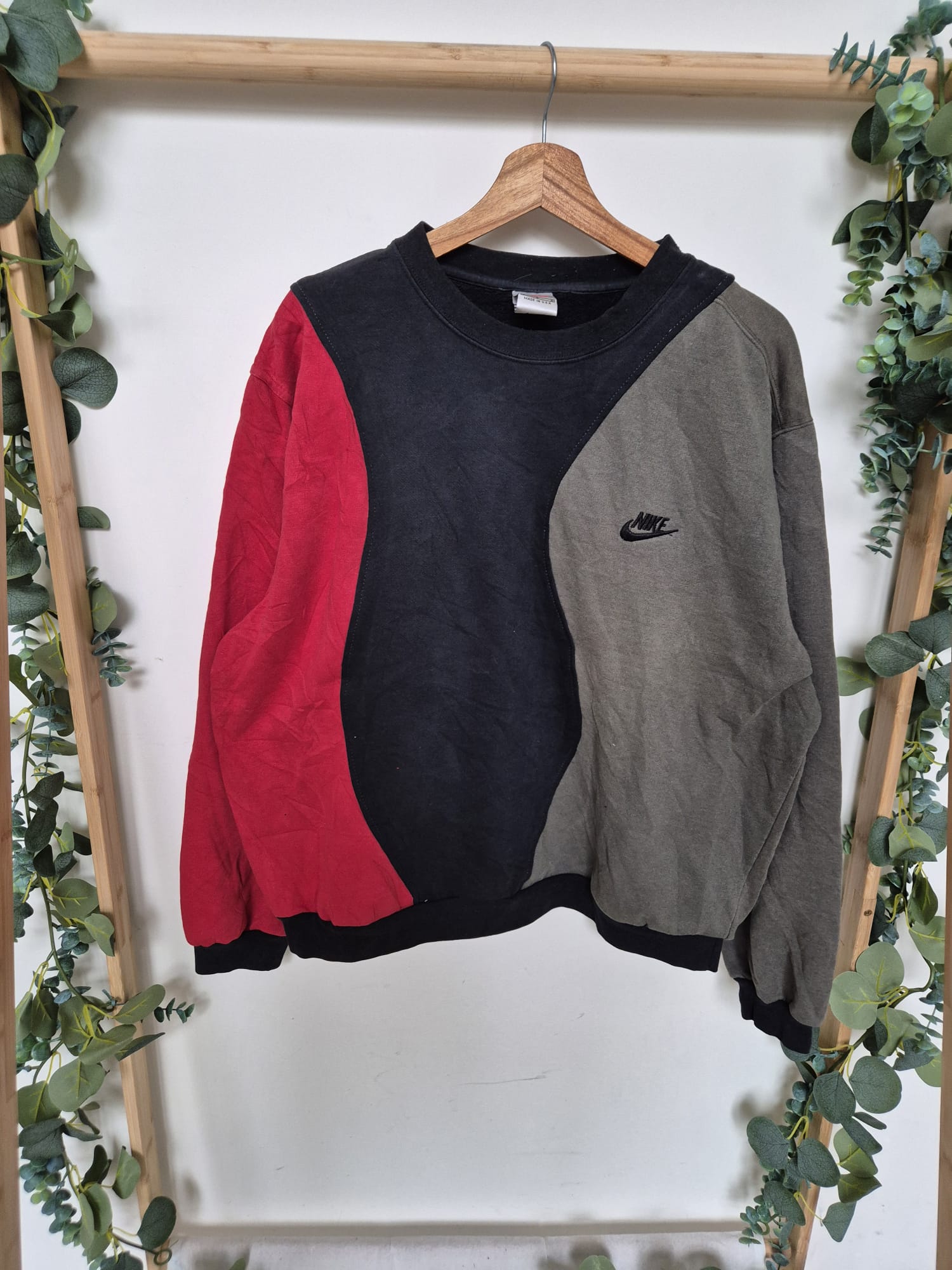 アップサイクル認証ナイキスウェットシャツ