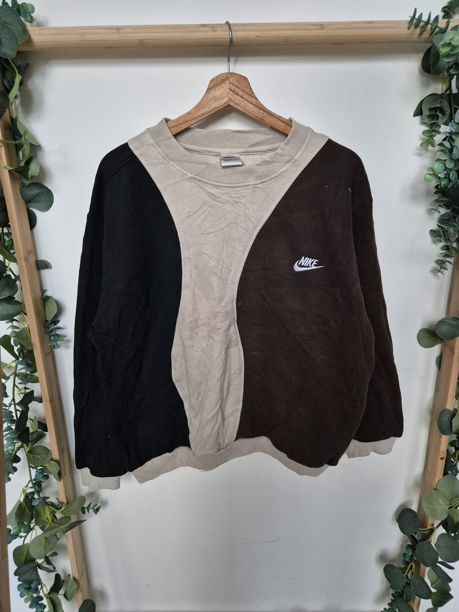 アップサイクル 3パネルスウェットシャツ