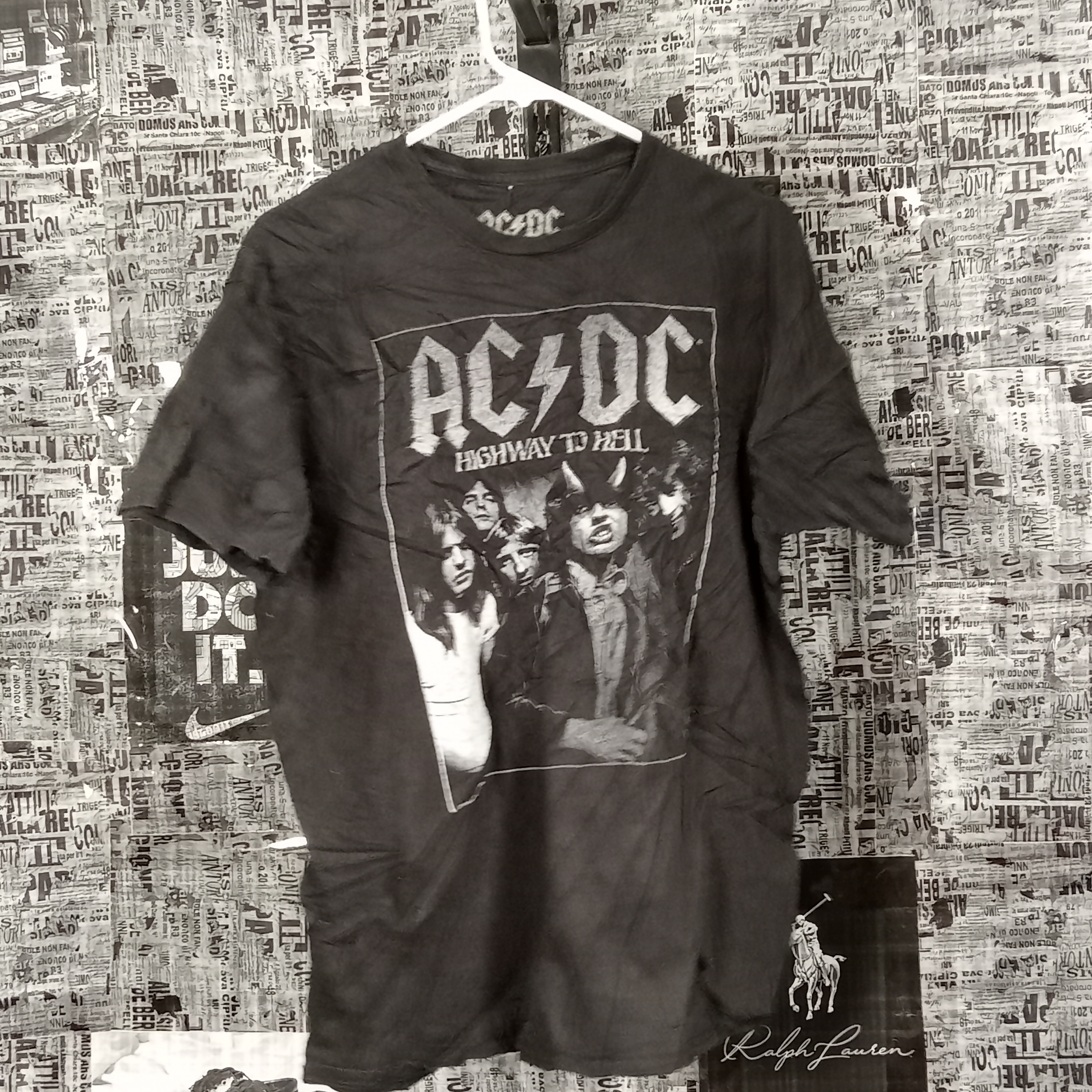 MUSIC T-SHIRTS - BUNDLE 04